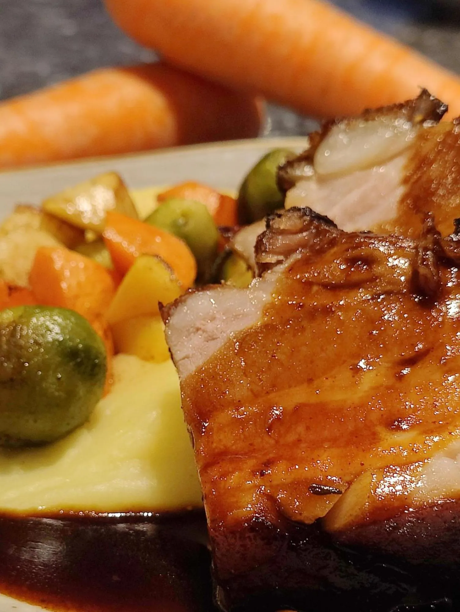 Restaurant/places to eat in Holiday Inn Lübeck by IHG