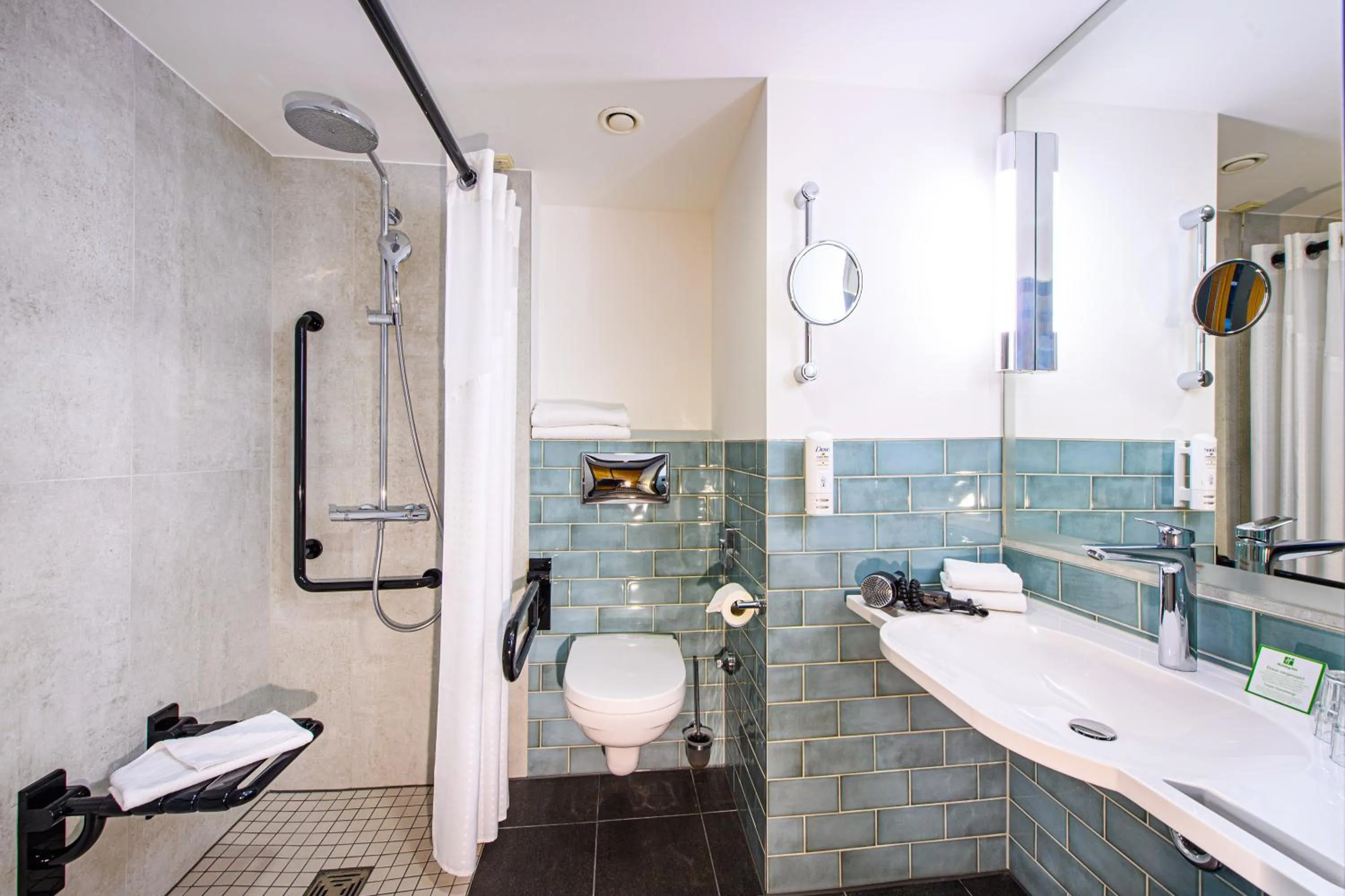 Bathroom in Holiday Inn Lübeck by IHG