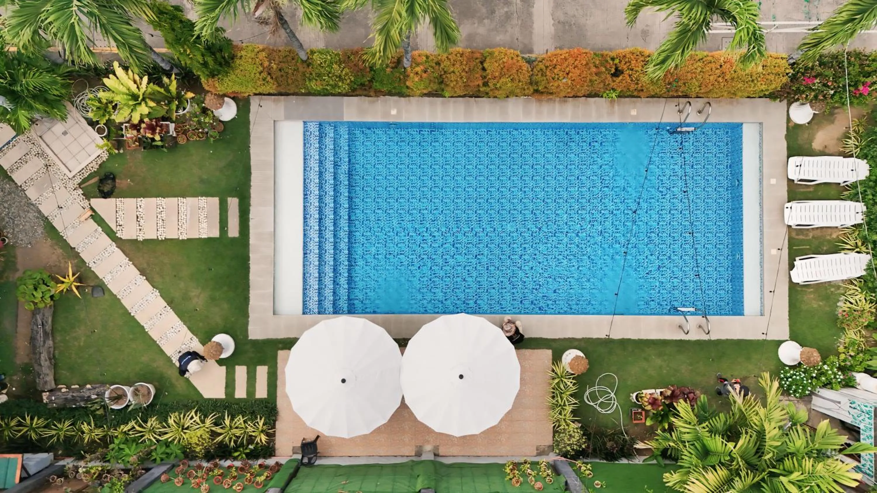 Property building in S and M Hotel Inc.