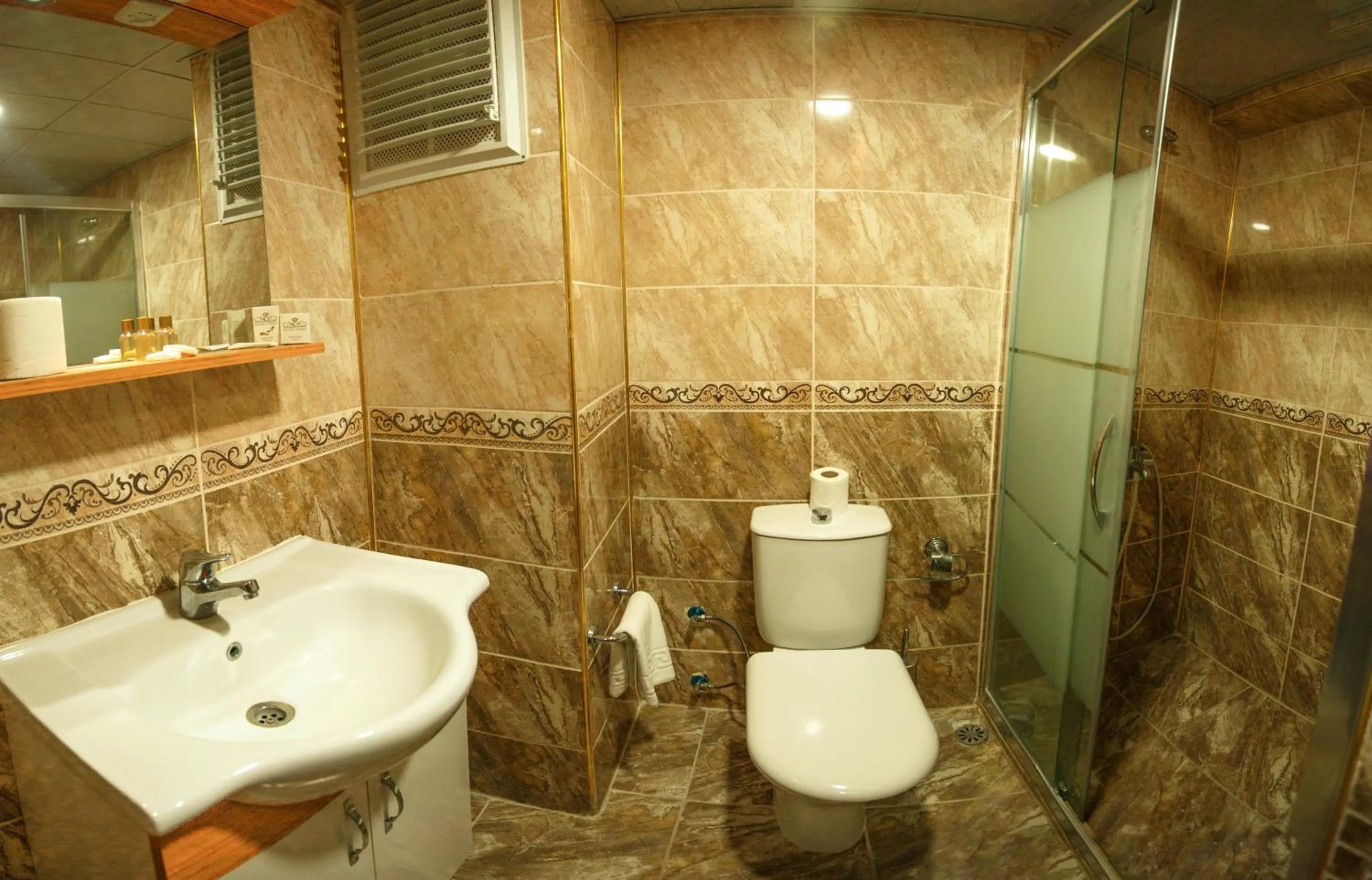 Bathroom in Hotel Cenka Ephesus