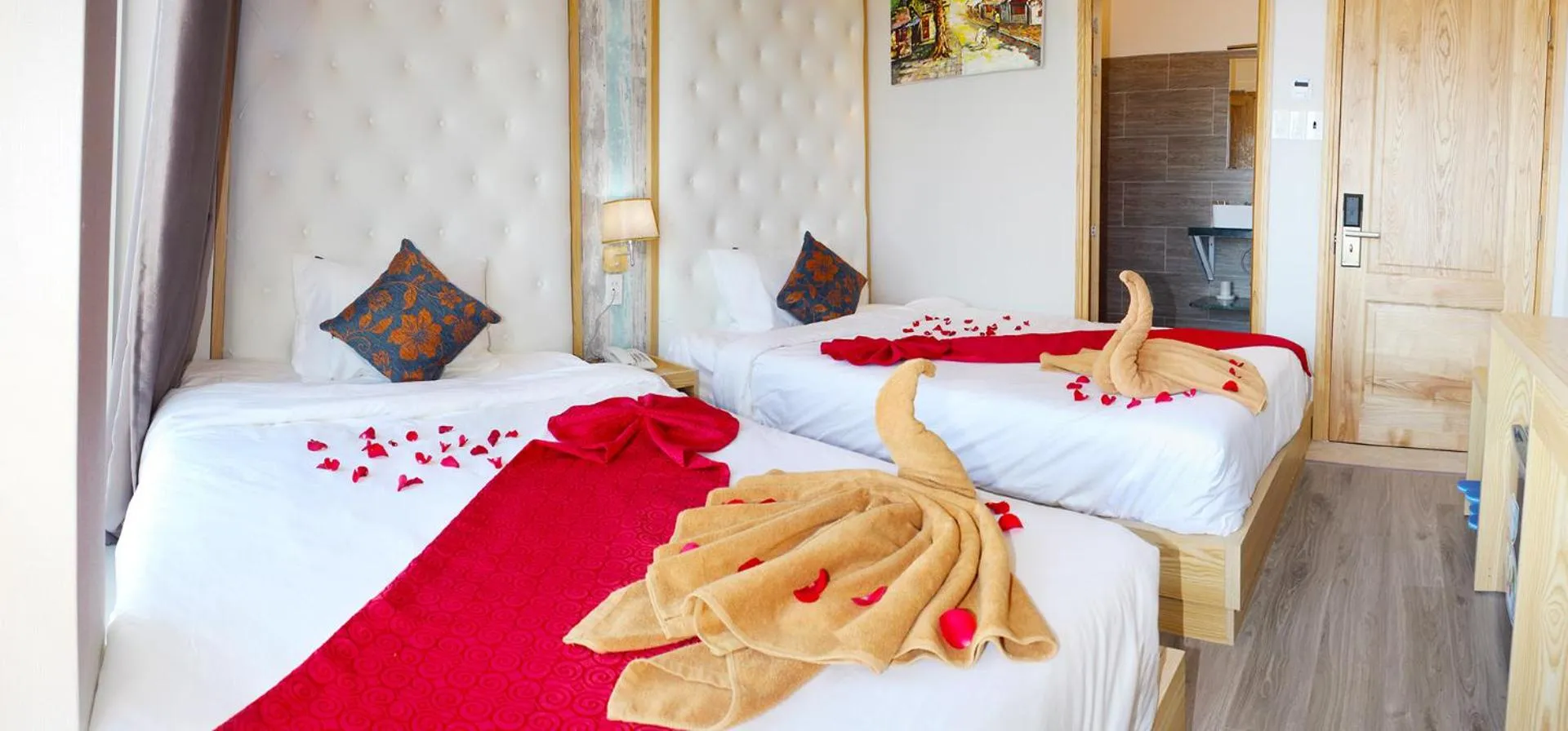 Bed in EMERALD OCEAN HOTEL