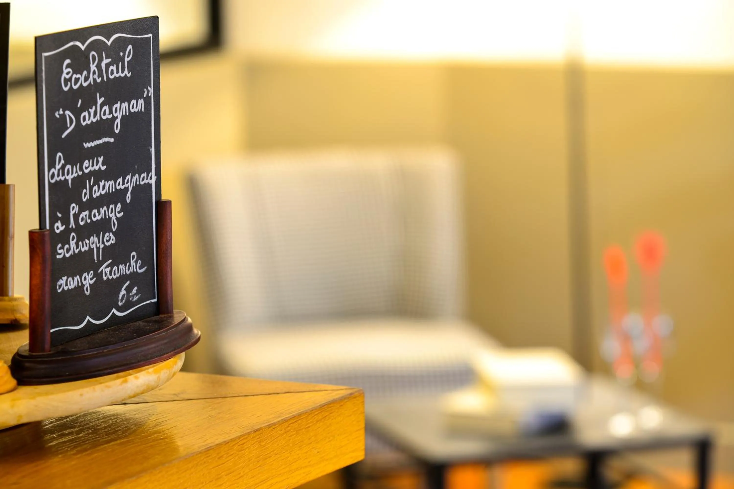 Decorative detail in Logis Hôtel La Ferme de Flaran