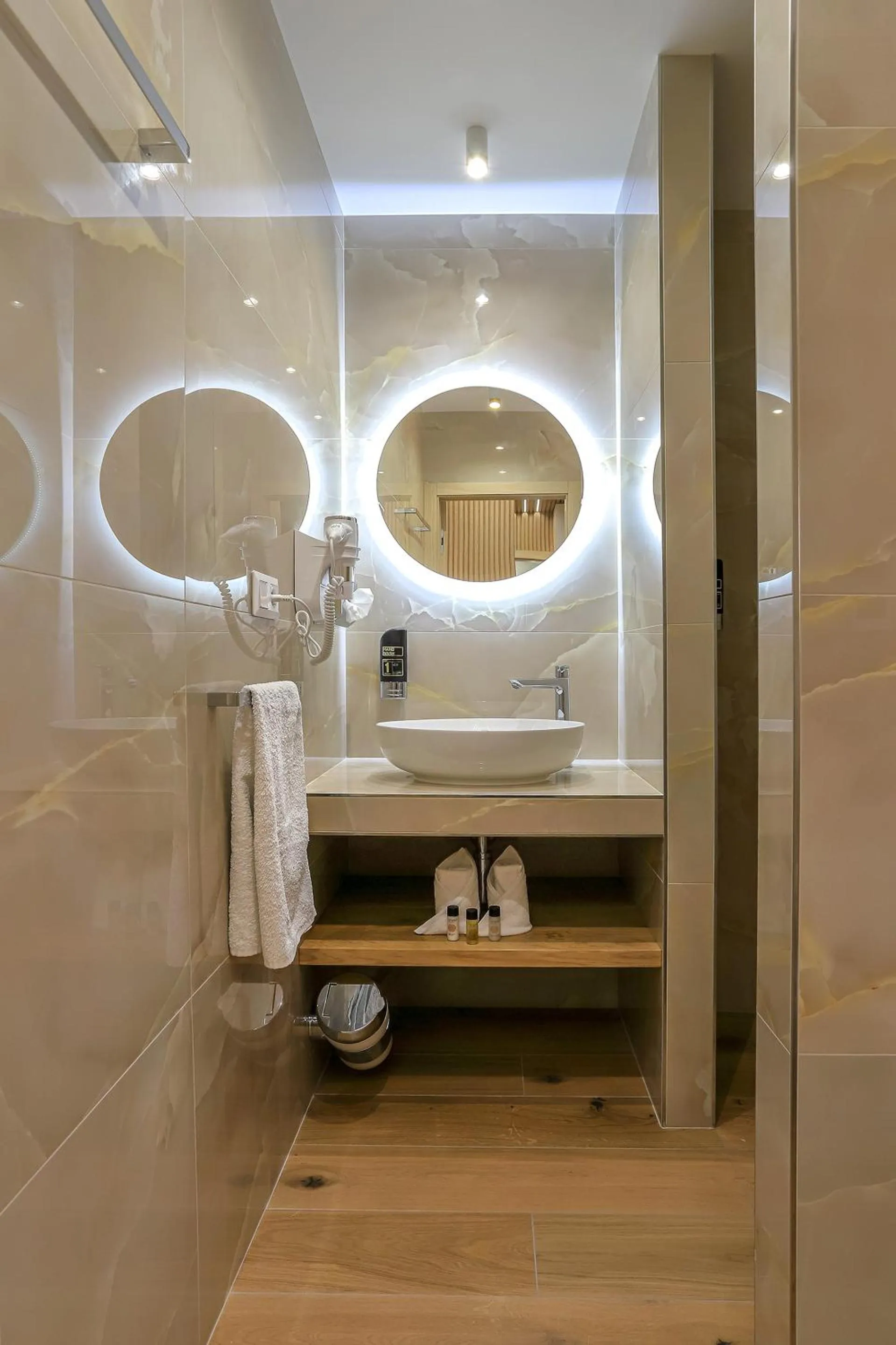 Bathroom in Hotel Kamélia