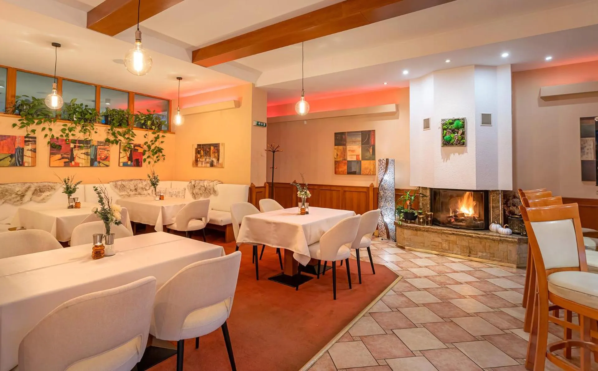 Lounge or bar in Hotel Kamélia