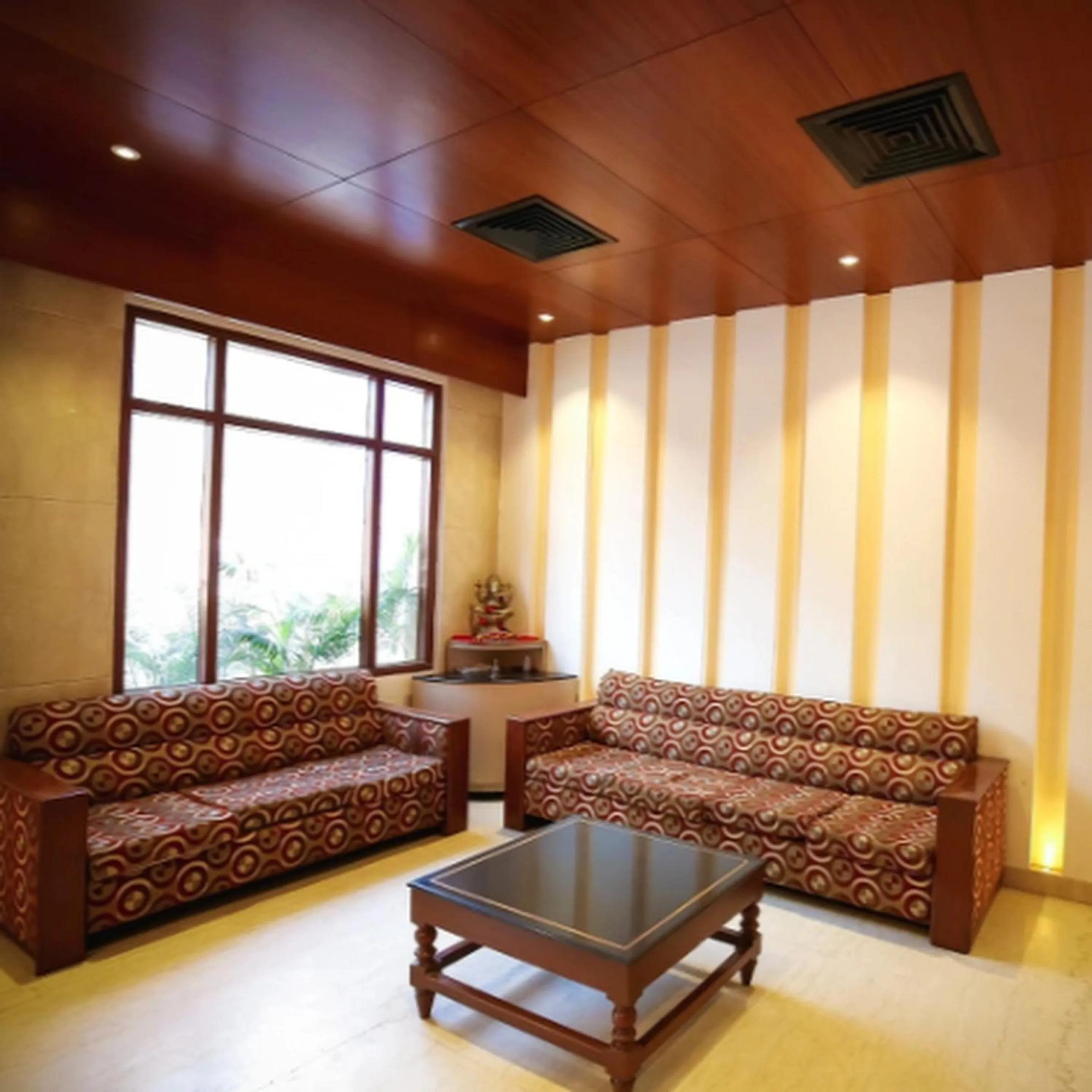 Lobby or reception in Regency Square Hotel