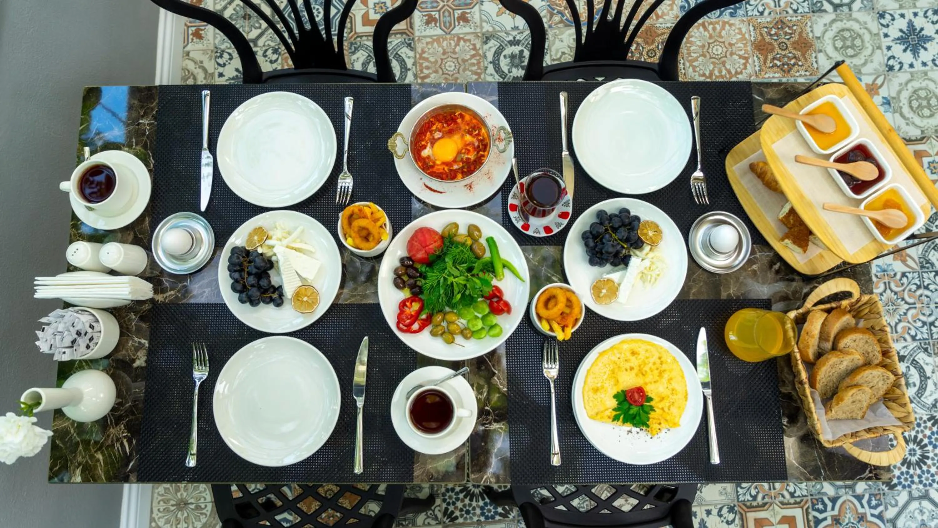 Breakfast in The Mori Club Hotel