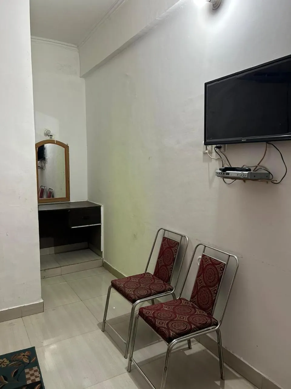 TV and multimedia in Hotel Blue Star