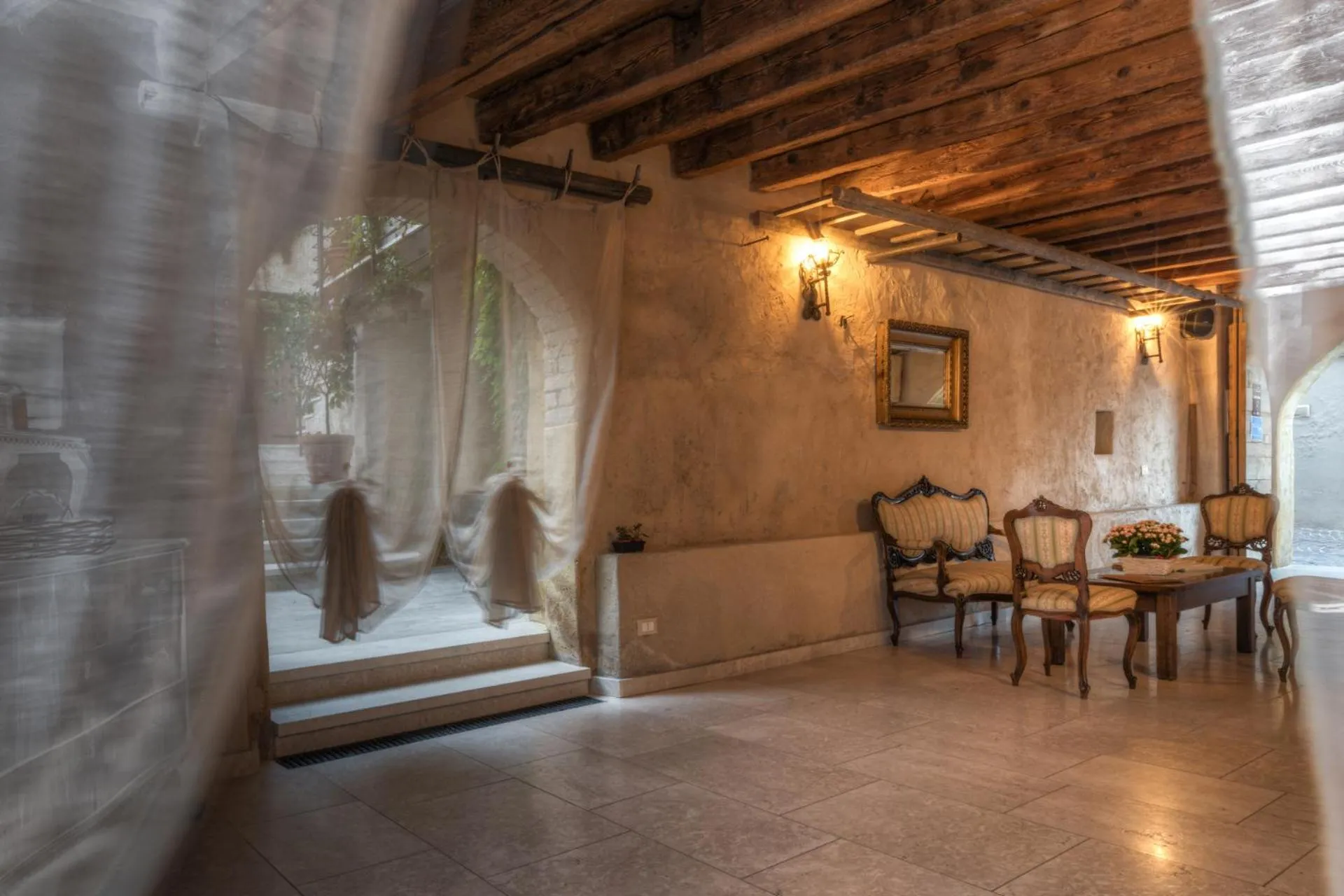 Lobby or reception in Corte Alma Spa and Luxury Home