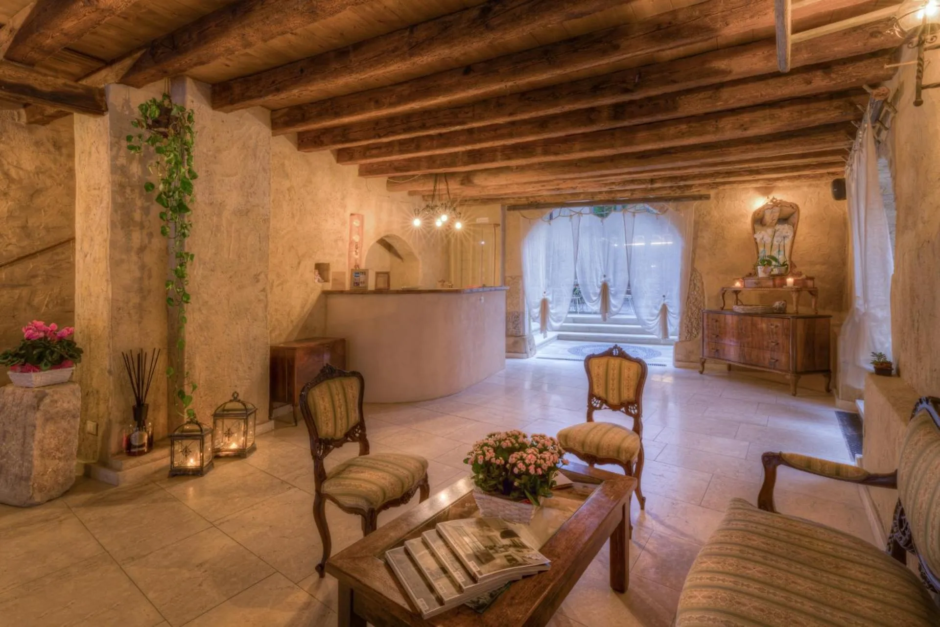 Lobby or reception in Corte Alma Spa and Luxury Home