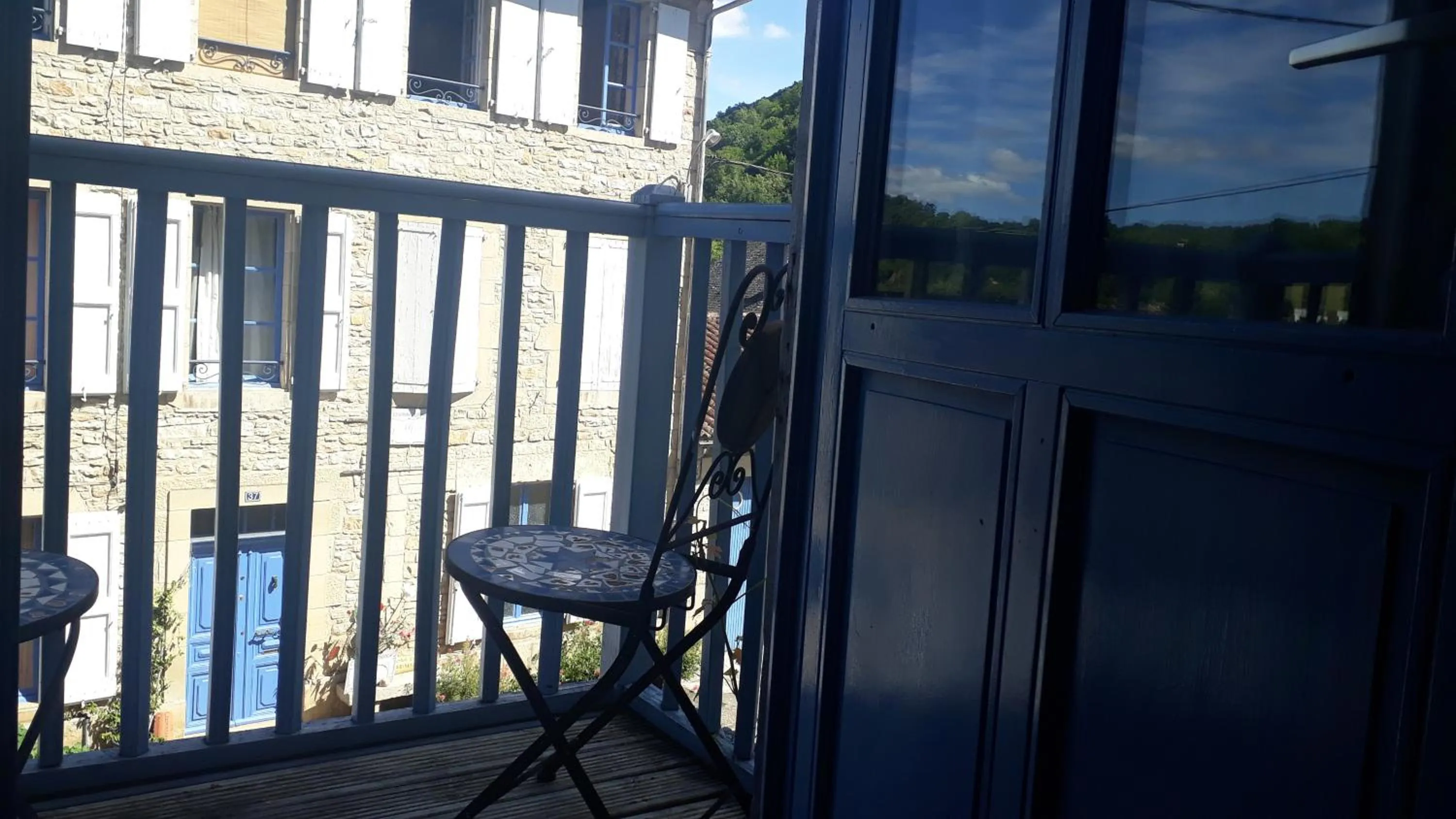 Balcony/Terrace in Le Petit Coin de Charme