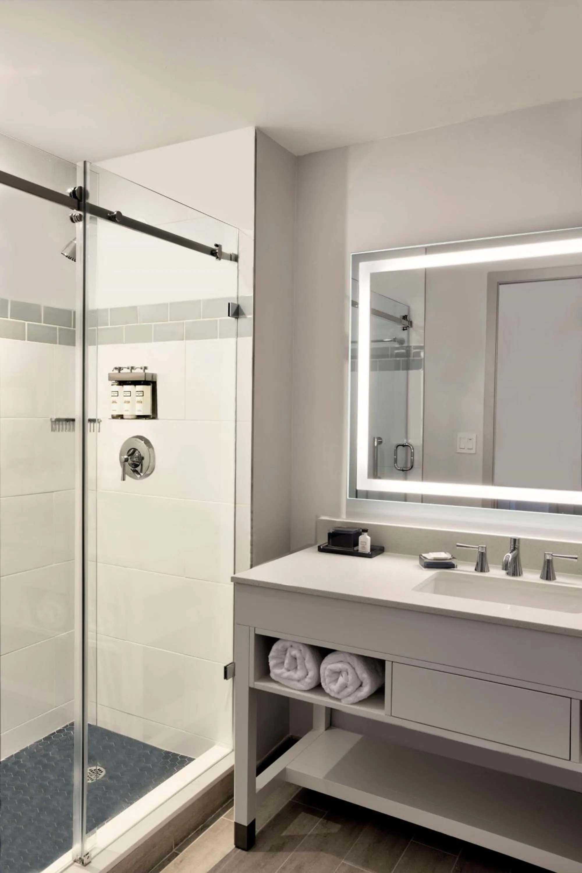 Bathroom in Hotel Maren Fort Lauderdale Beach, Curio Collection By Hilton