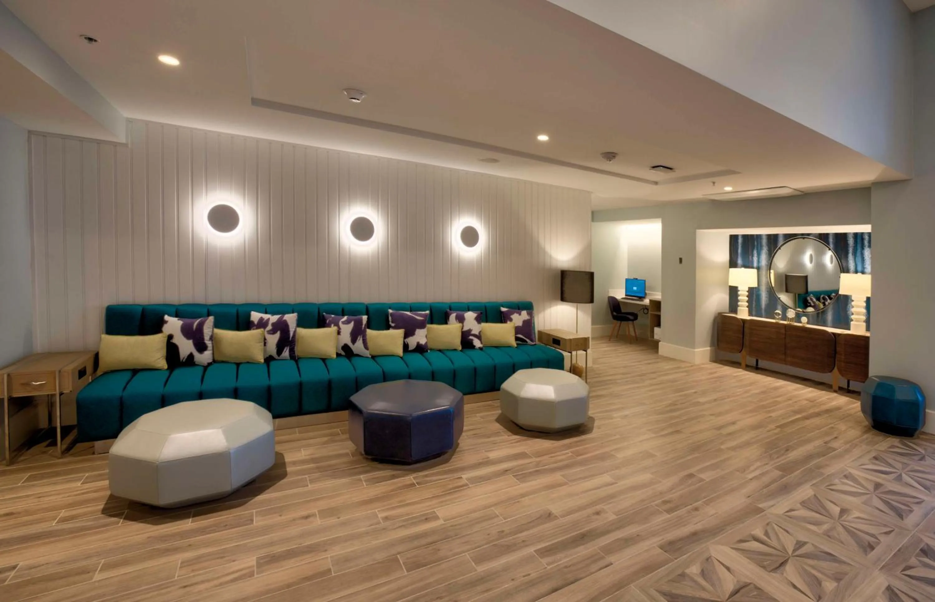 Lobby or reception in Hotel Maren Fort Lauderdale Beach, Curio Collection By Hilton