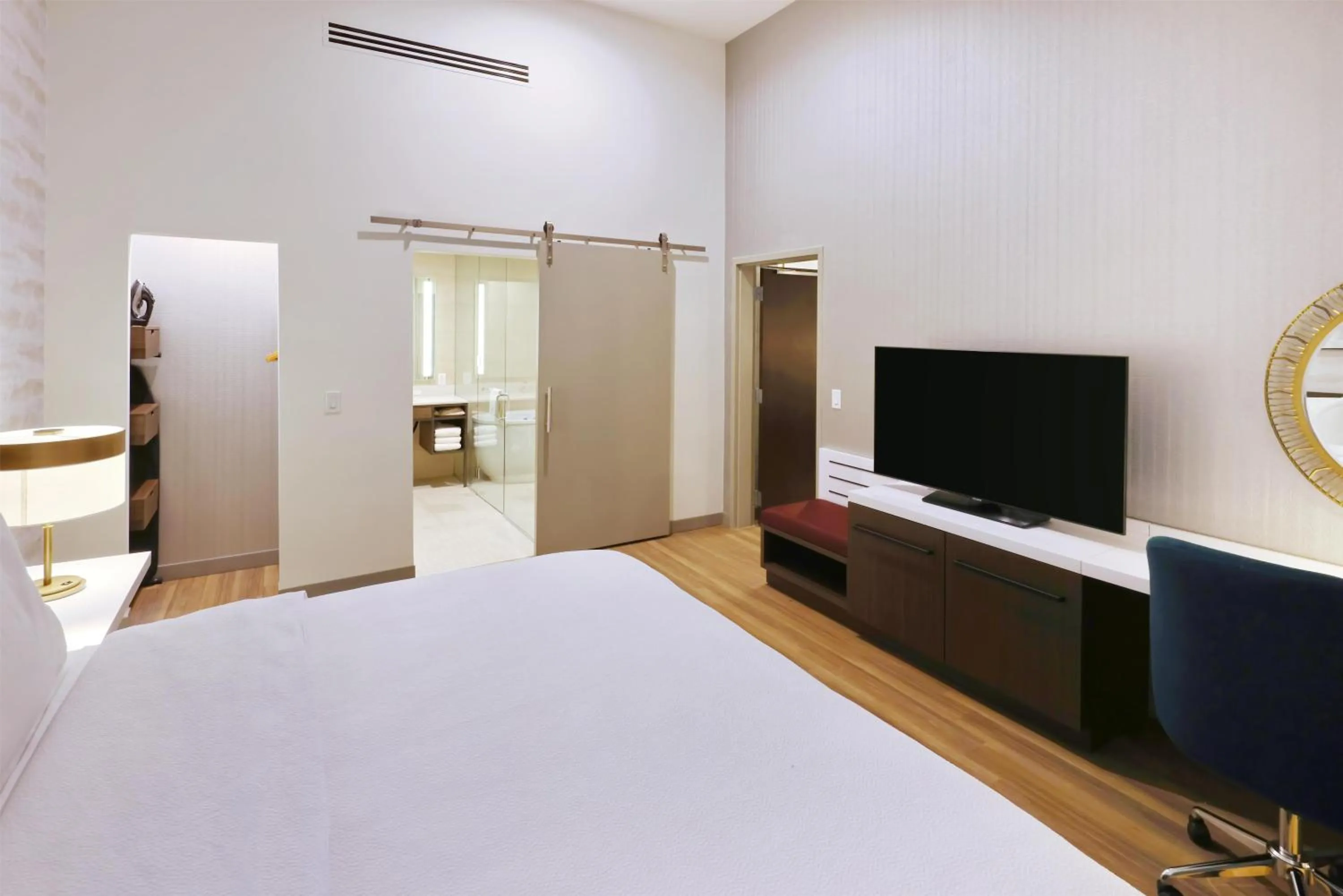 Bed in Hilton Garden Inn Chandler Downtown