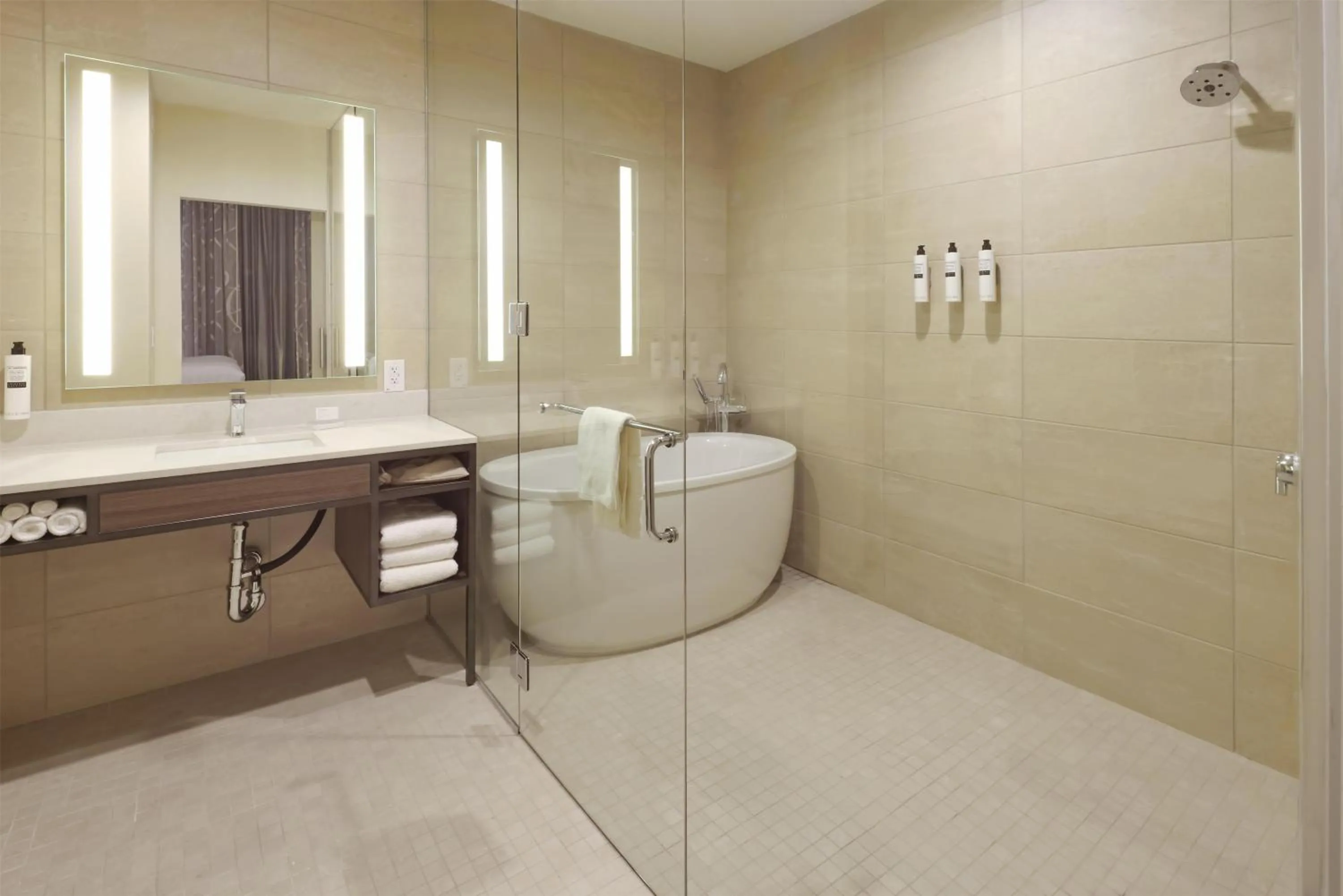 Bathroom in Hilton Garden Inn Chandler Downtown