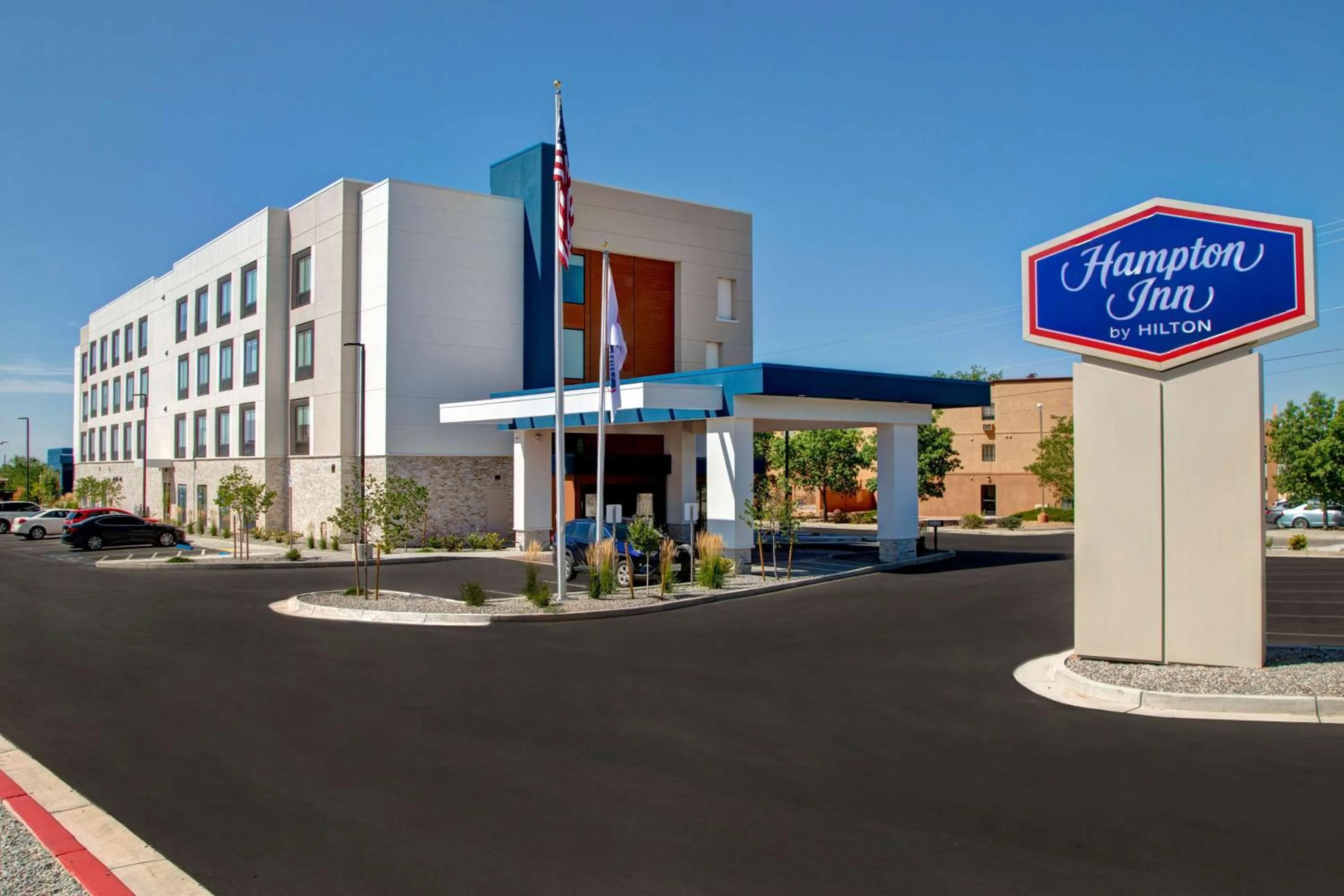 Property building in Hampton Inn Santa Fe South, NM