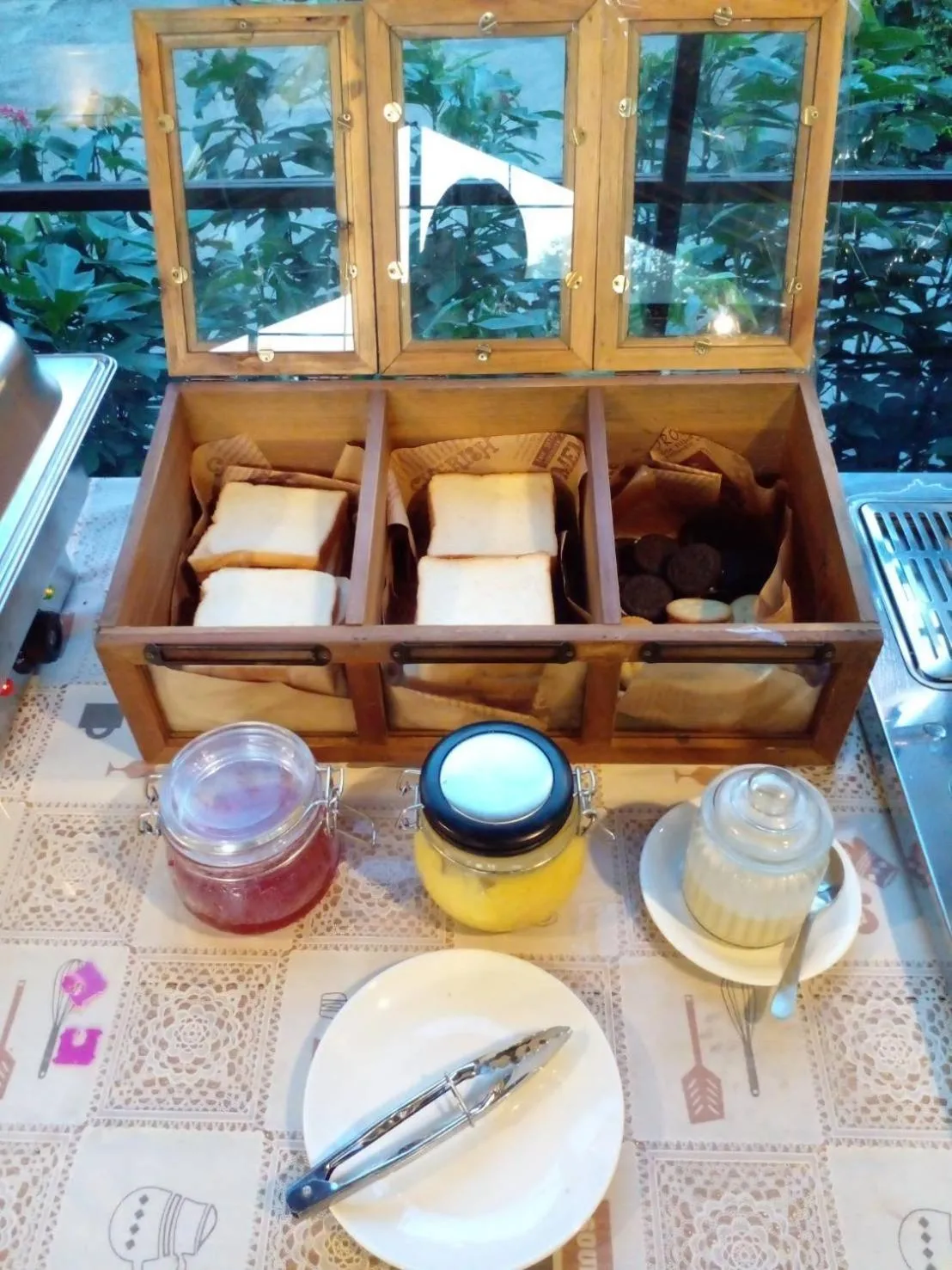 Breakfast in Tuscany Land Resort Donmuang