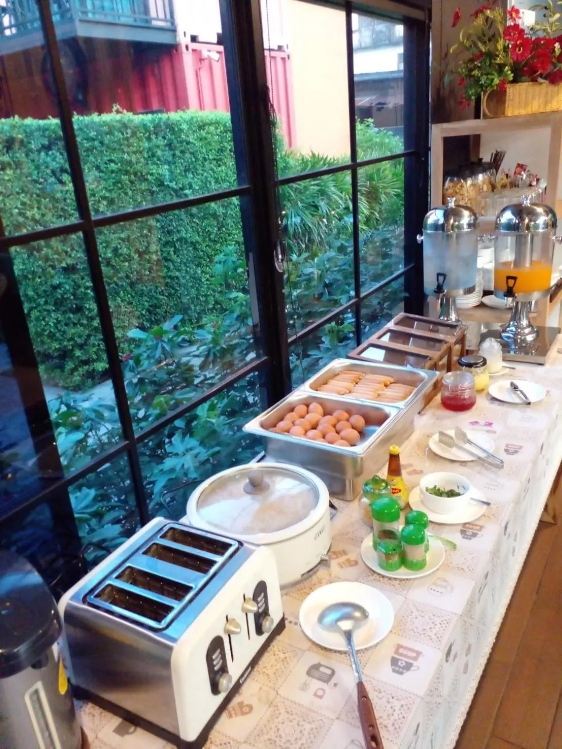 Breakfast in Tuscany Land Resort Donmuang