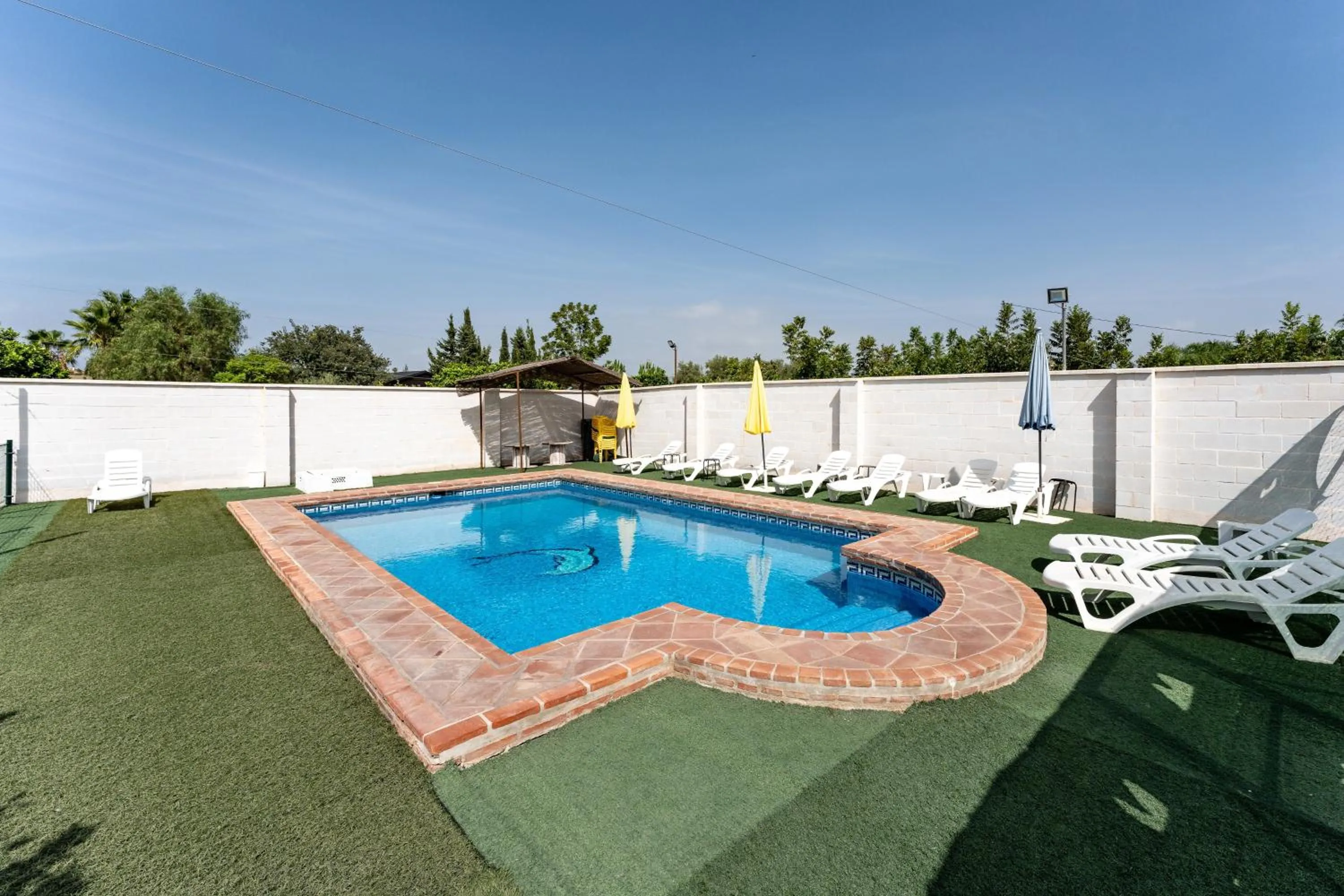 Apartment with Terrace in La Casa de los Recuerdos
