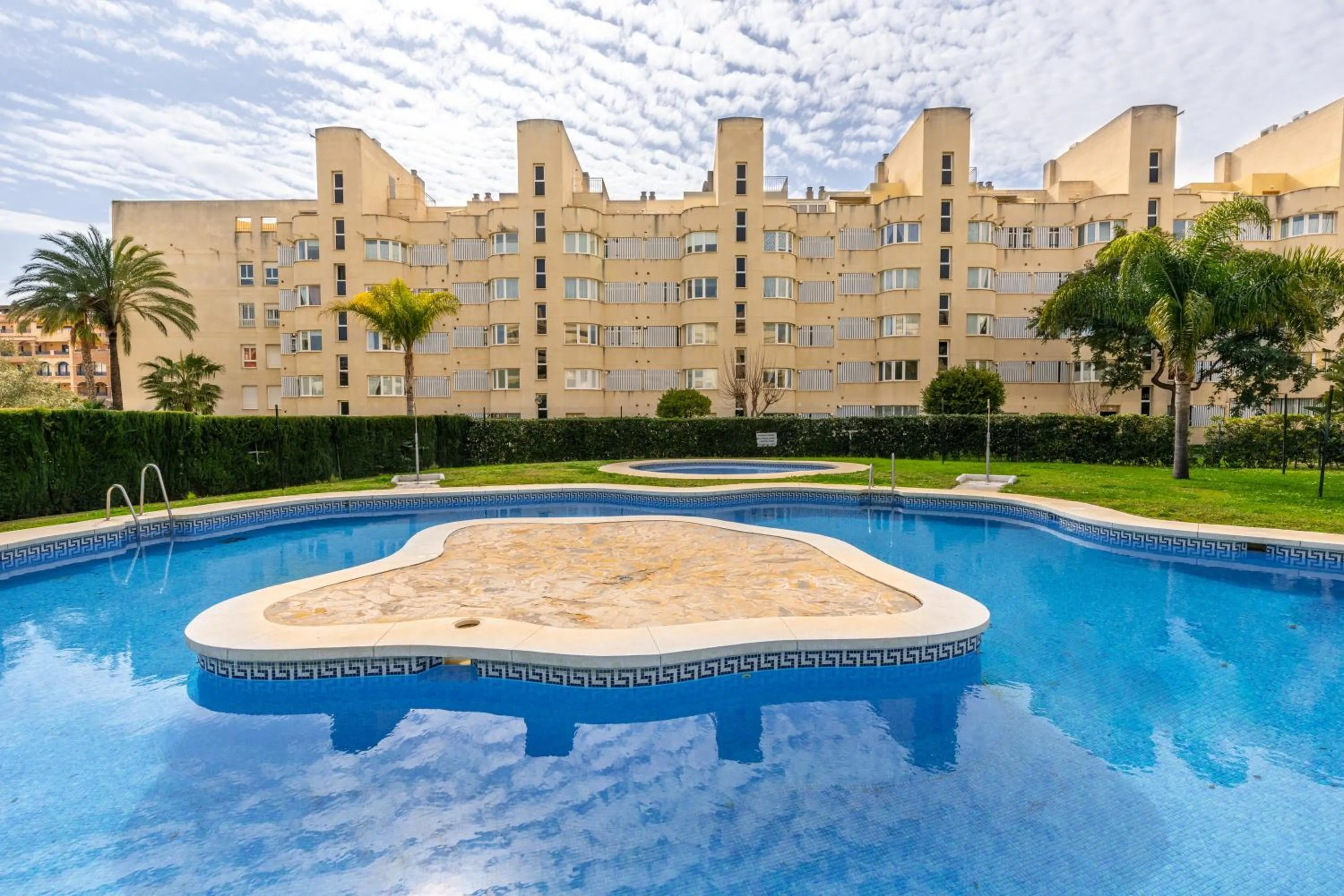 Property building in Colina del Bajondillo