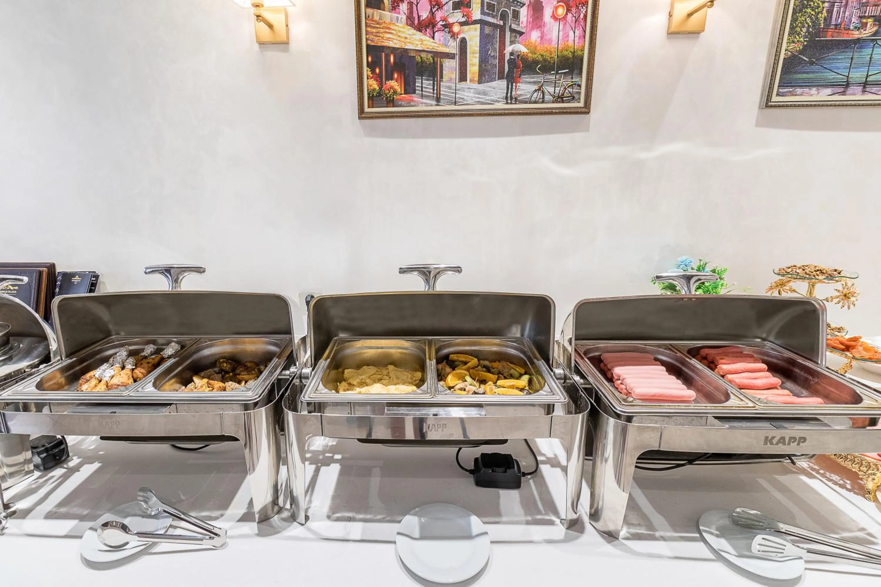 Breakfast in Qushbegi Plaza Hotel