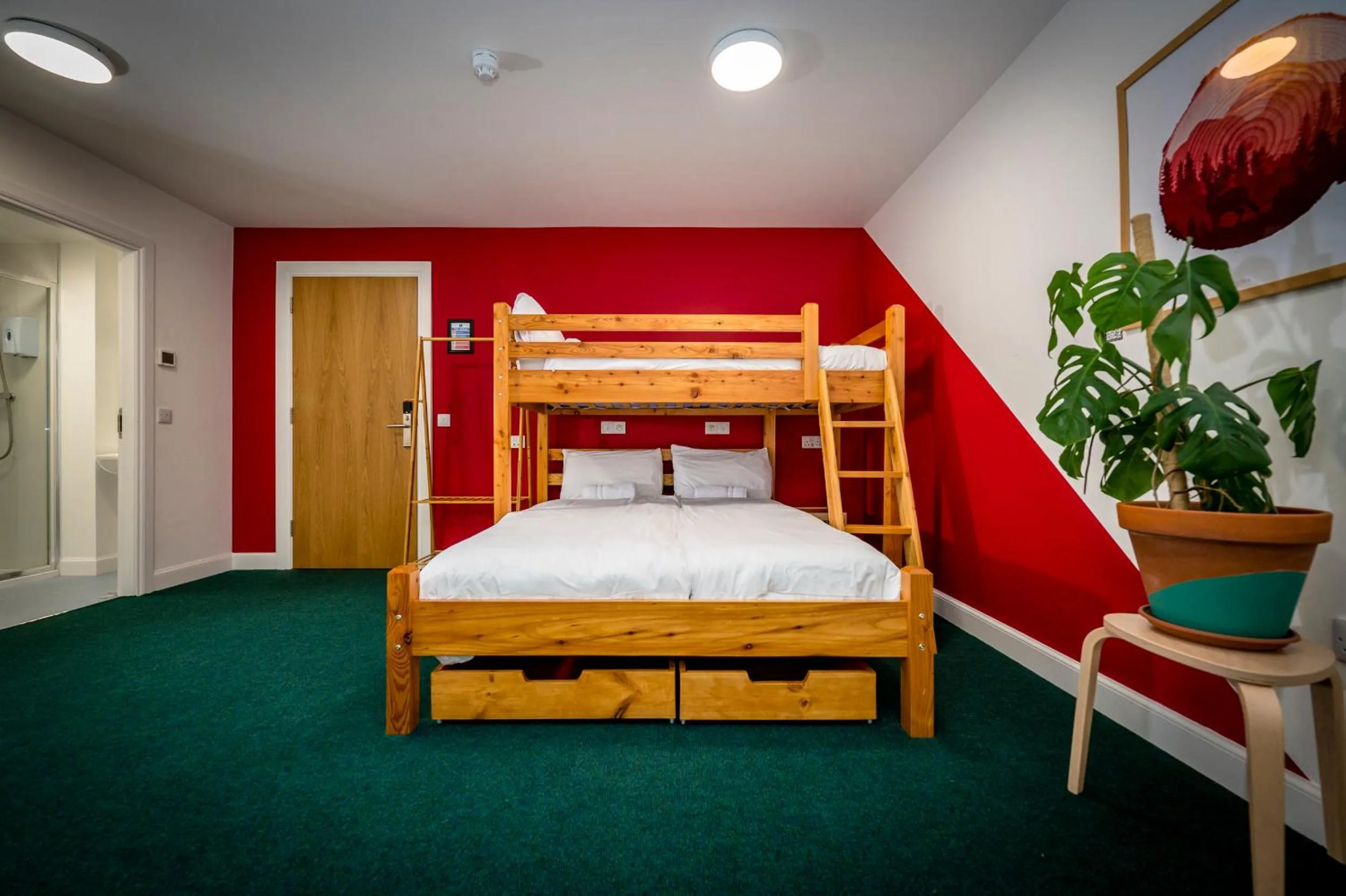 Bed in Loch Ness Bunk Inn