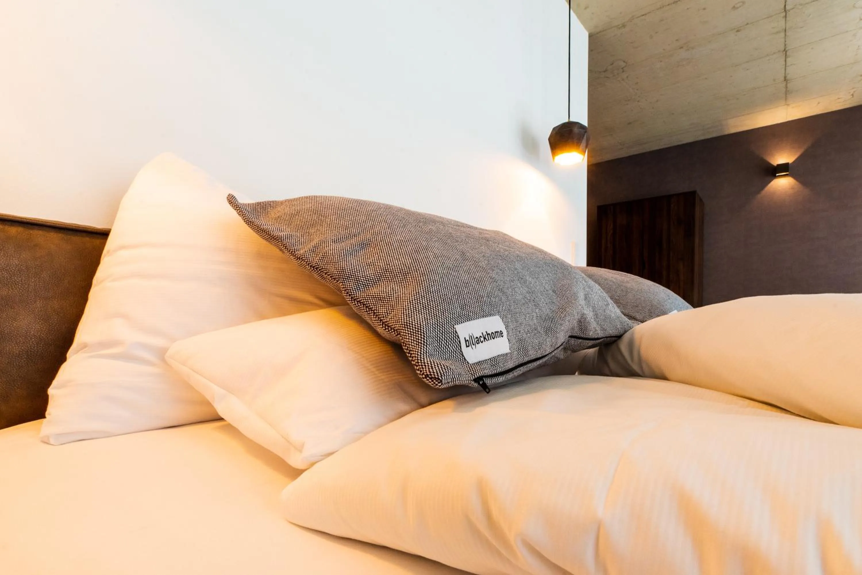 Decorative detail, Bed in Blackhome Graz I contactless check-in