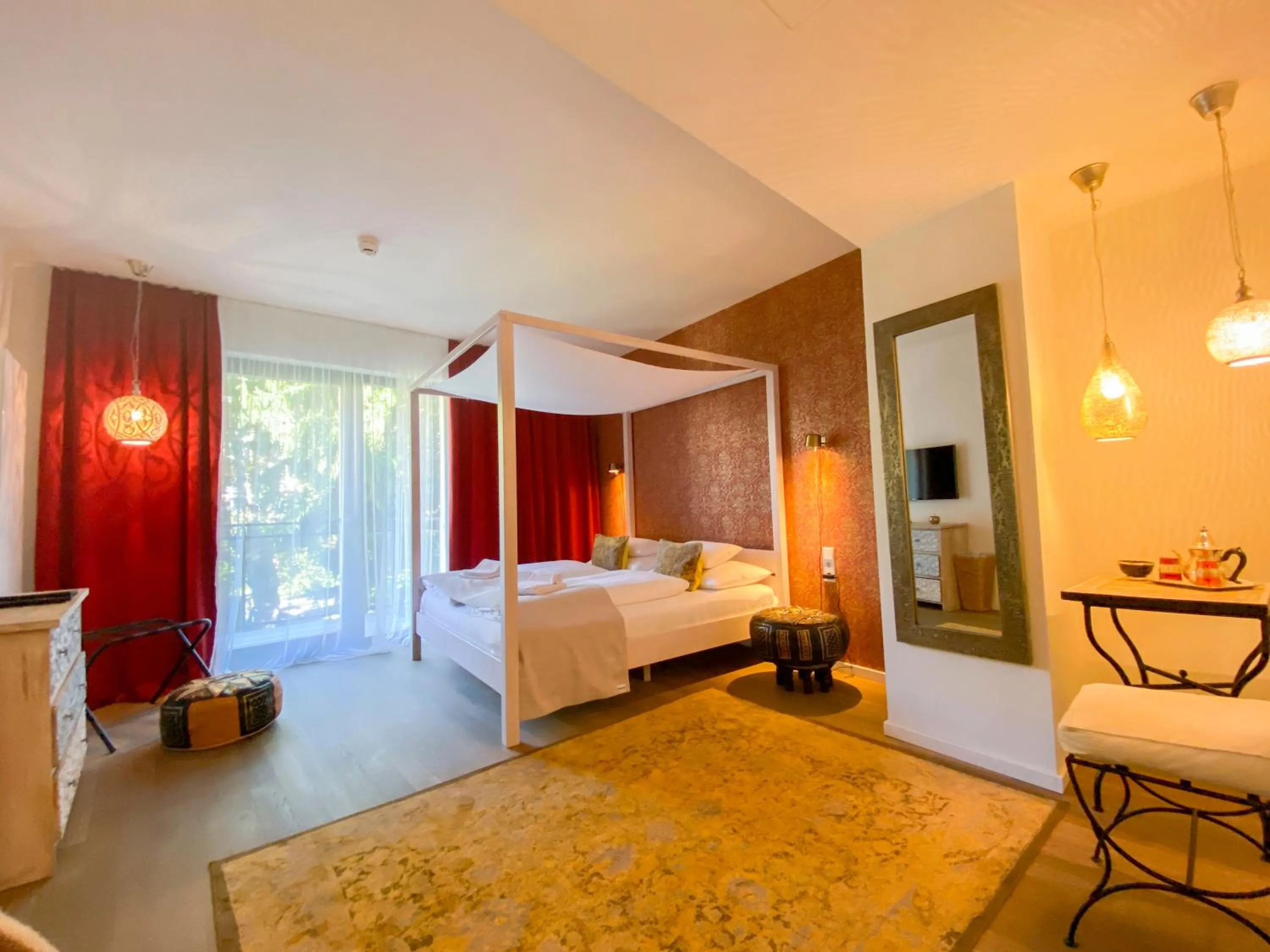 Bedroom, Bed in Blackhome Graz I contactless check-in