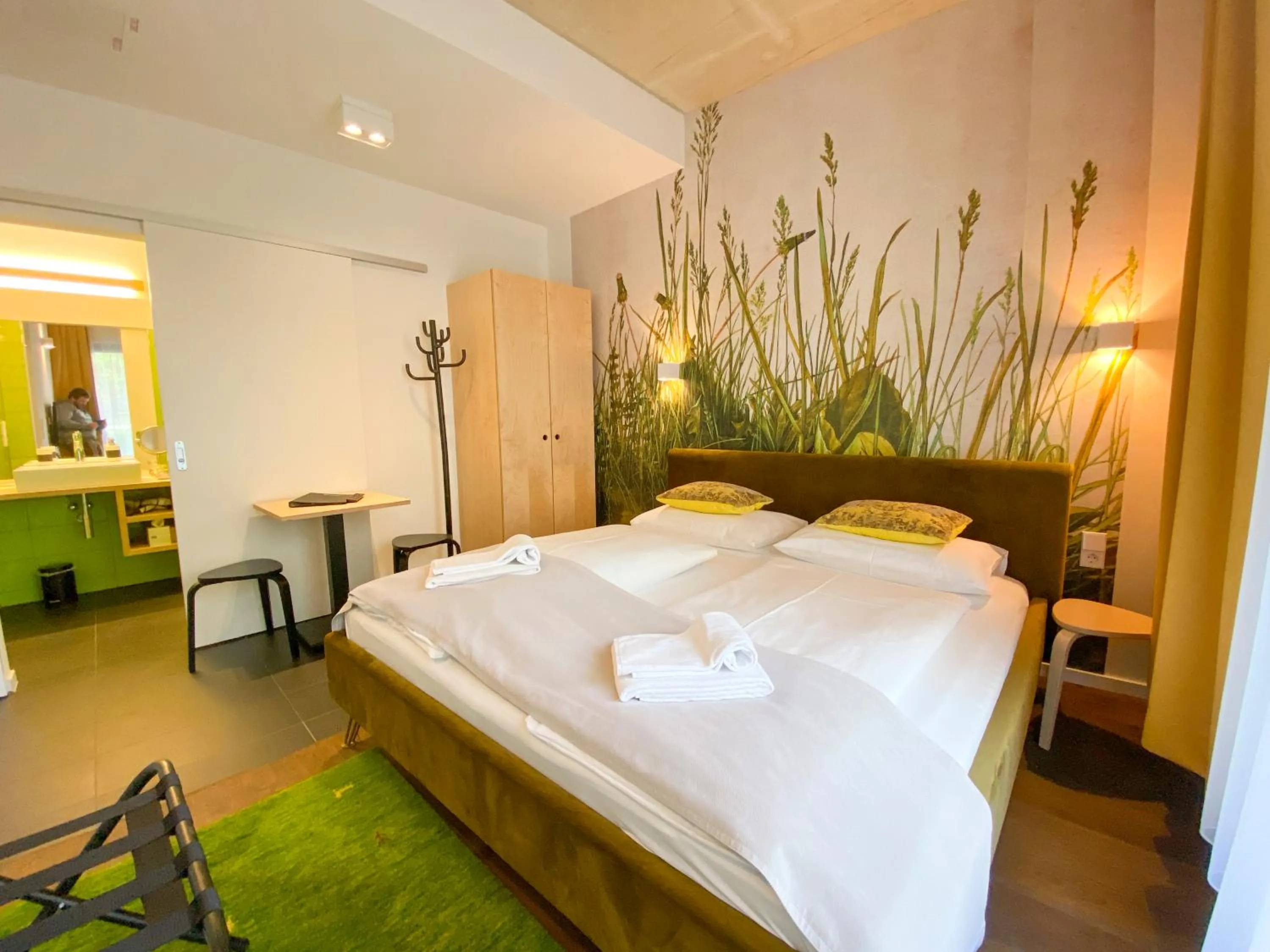 Bedroom, Bed in Blackhome Graz I contactless check-in