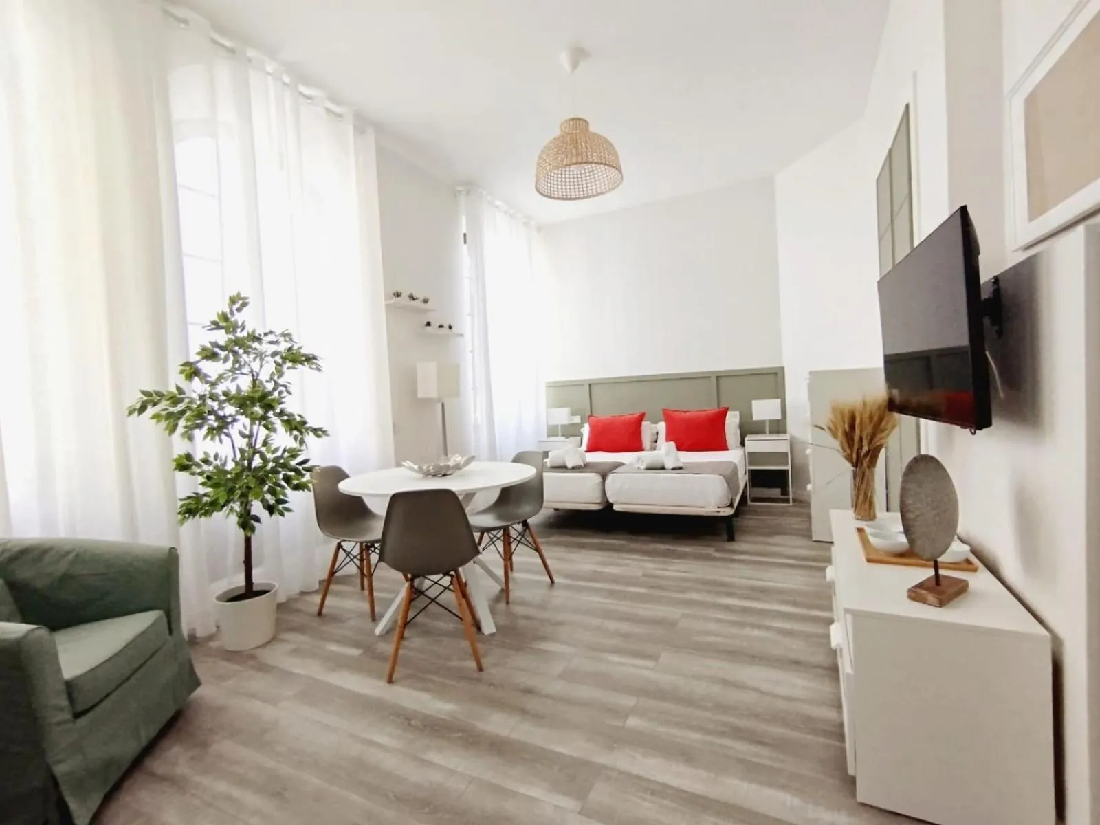 Bed in Oh Nice Revellin Ceuta