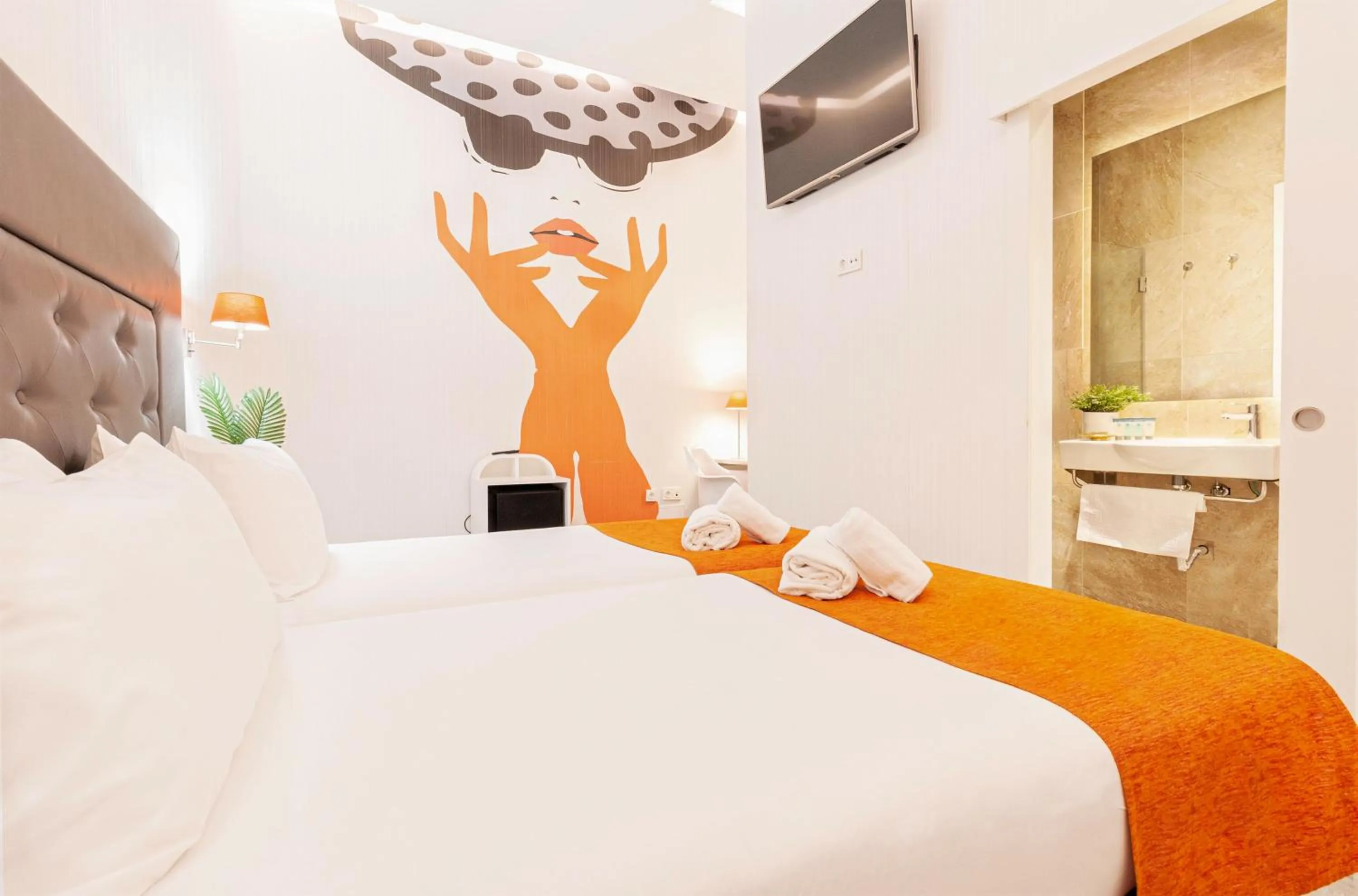 Bed in Oh Nice Revellin Ceuta