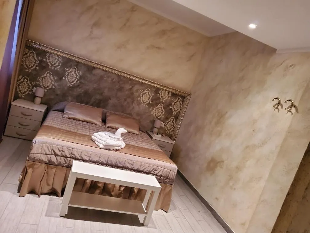 Bedroom, Bed in ILLUVIA affitto camere