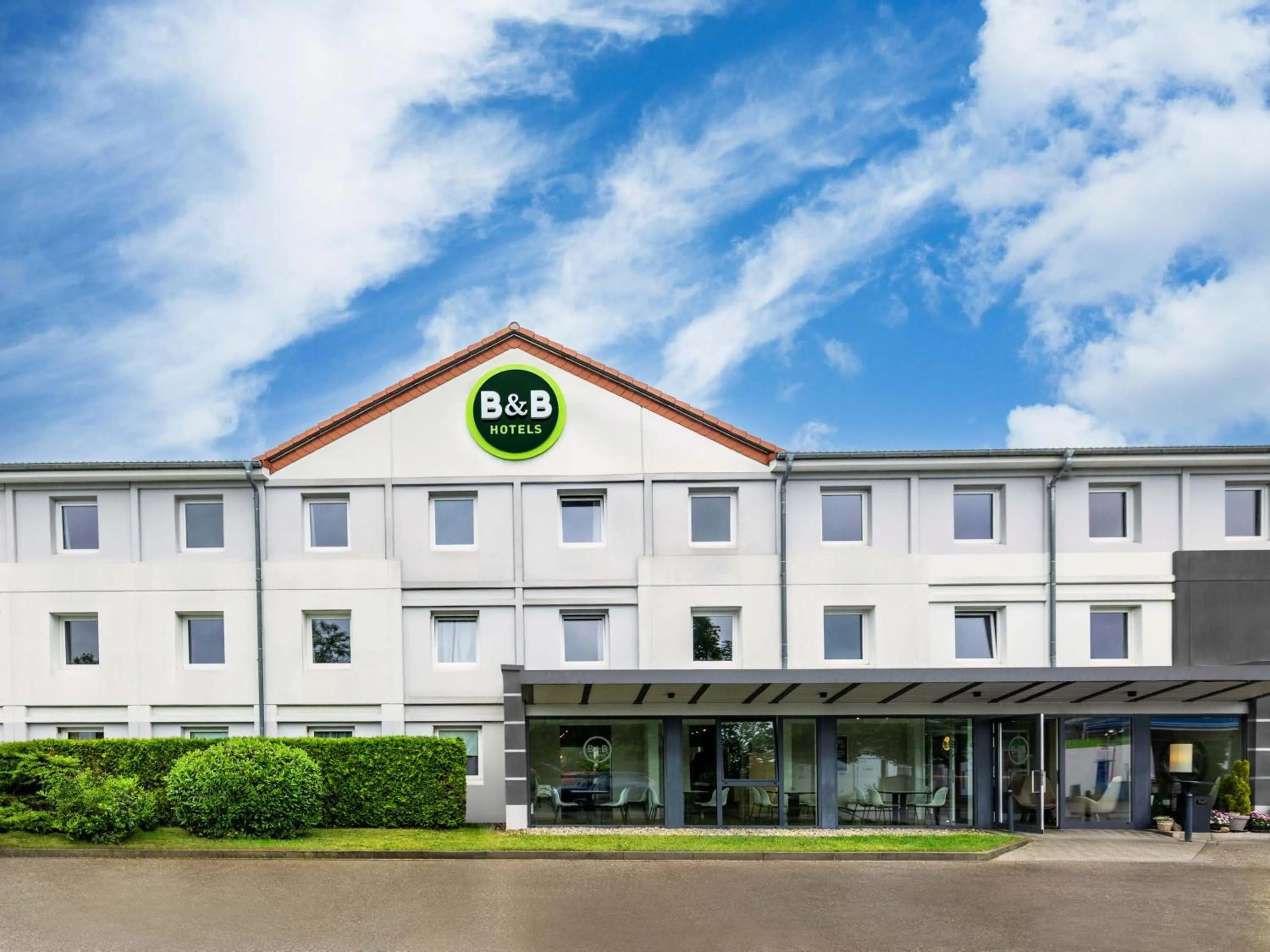 Property building in B&B Hotel Ingolstadt-Ost