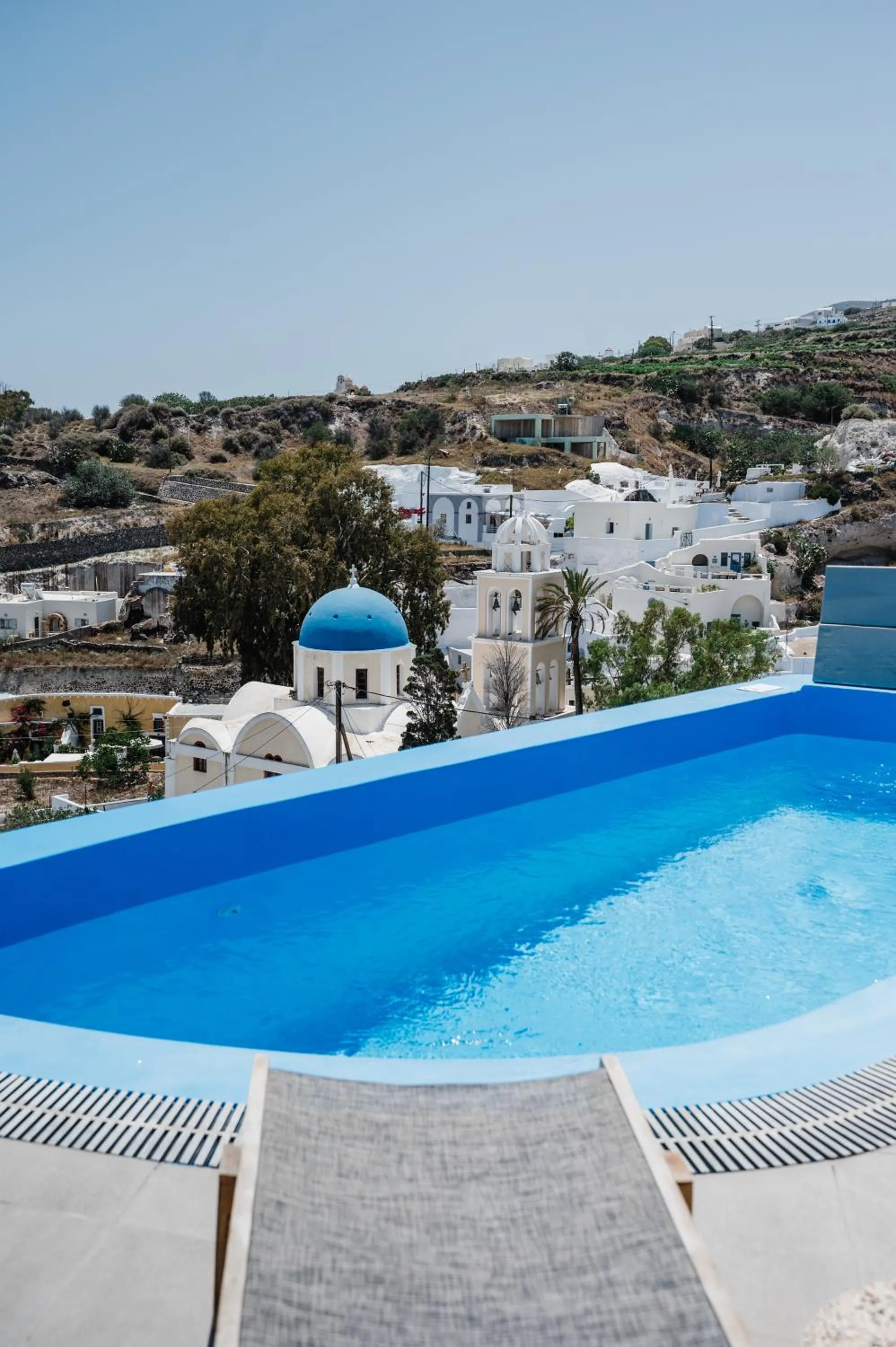 Pool view in Amphitrite Suites Santorini