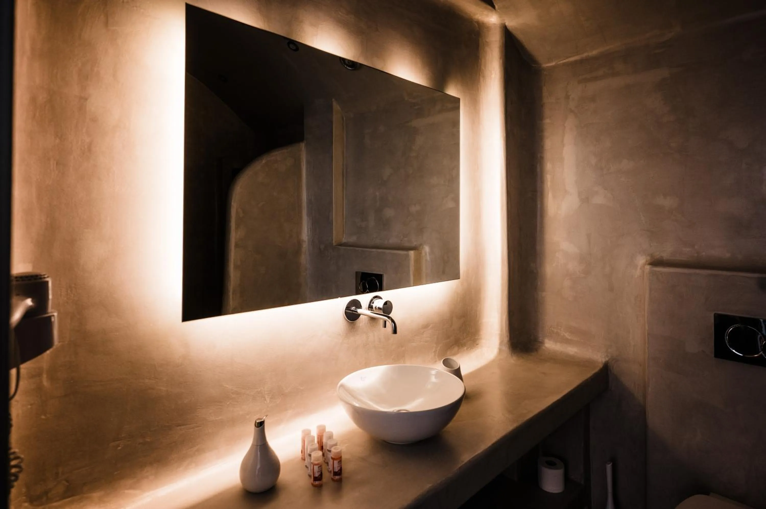 Bathroom in Amphitrite Suites Santorini