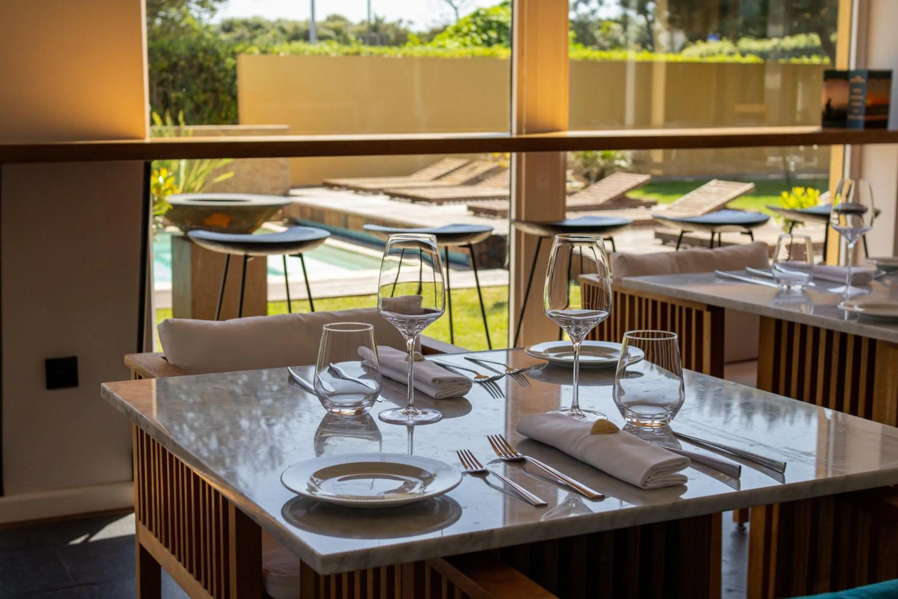 Restaurant/places to eat in Sense of Ofir