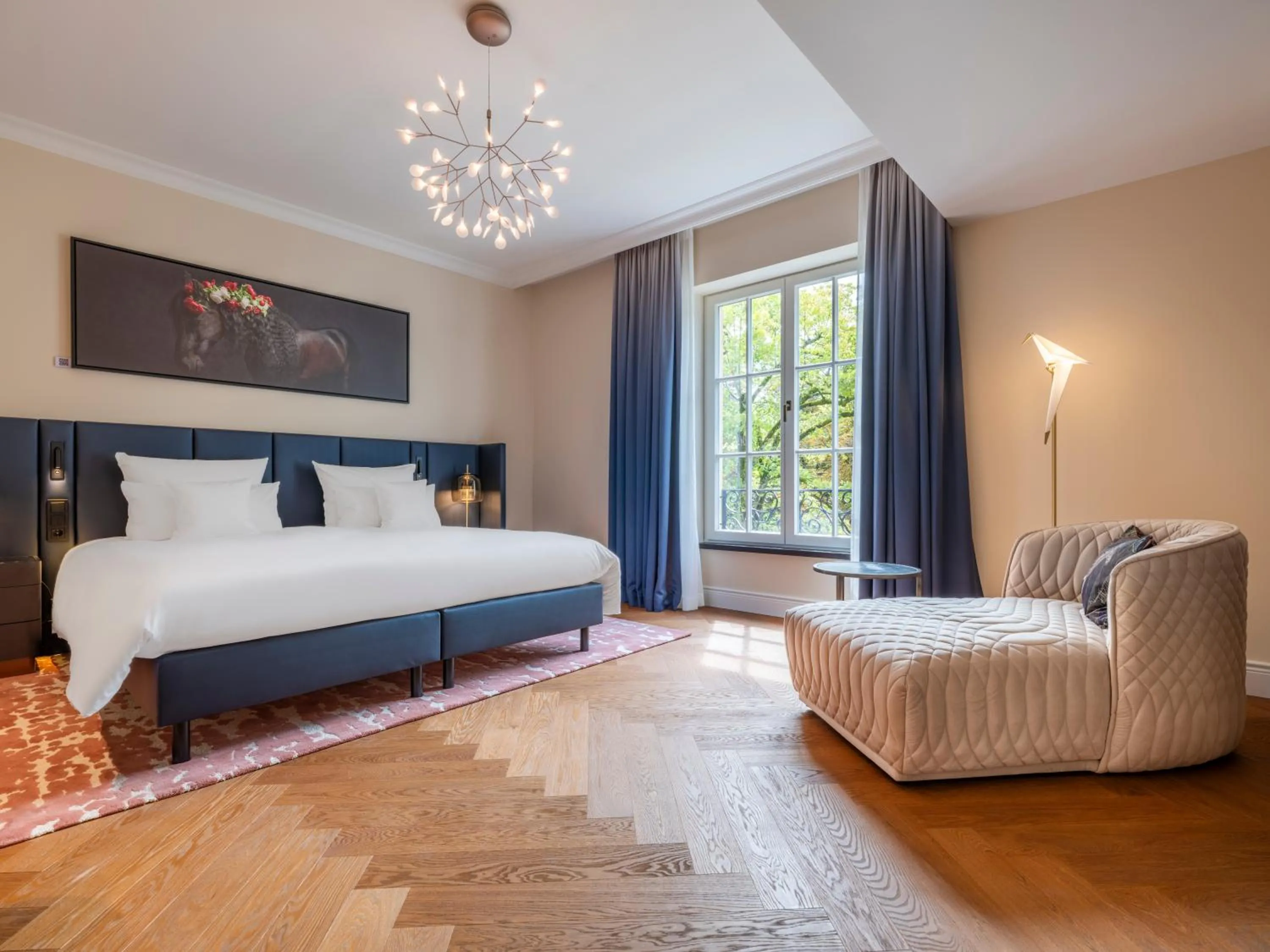 Bed in Steigenberger Icon Europäischer Hof Baden Baden