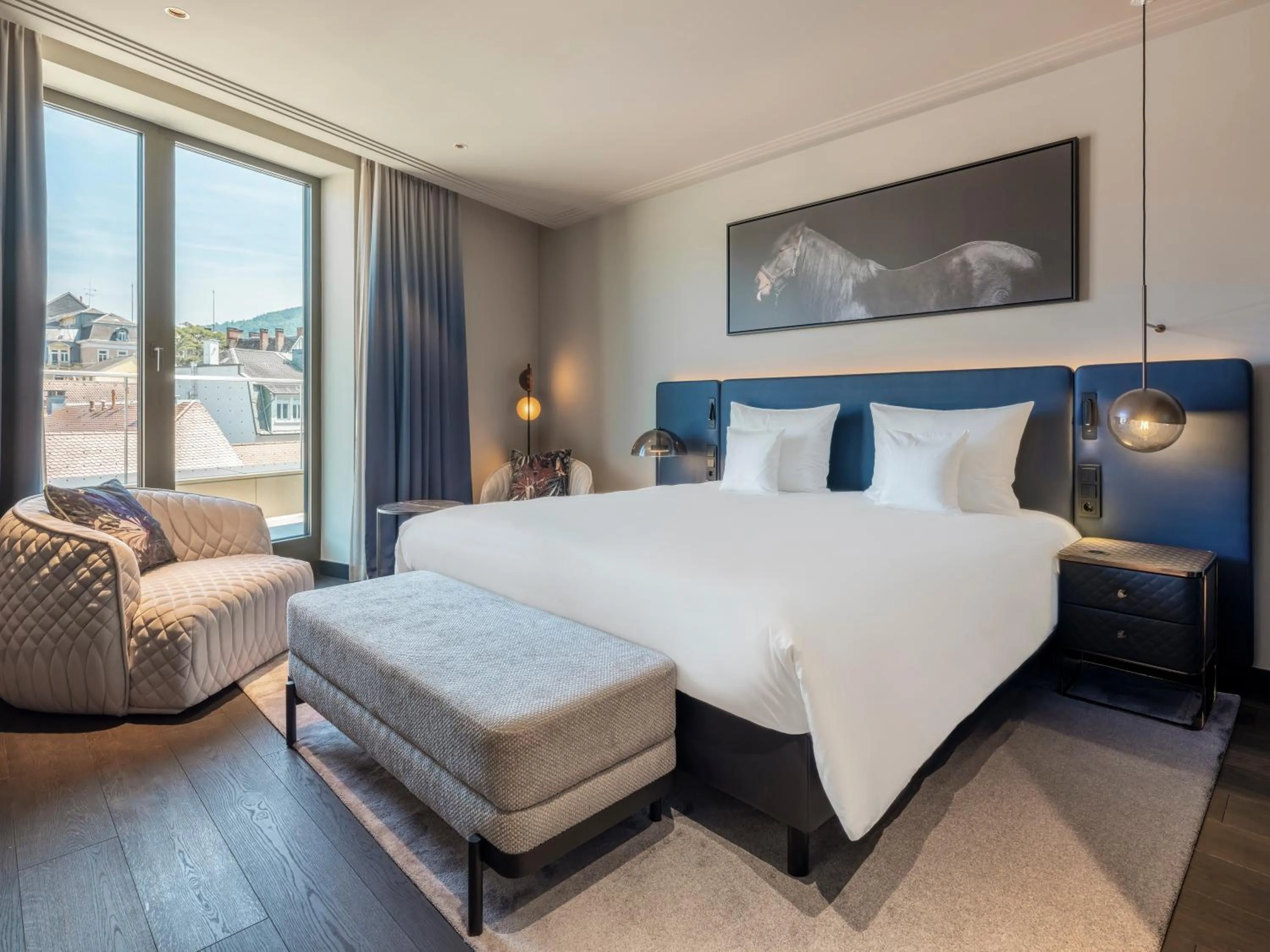 Bed in Steigenberger Icon Europäischer Hof Baden Baden