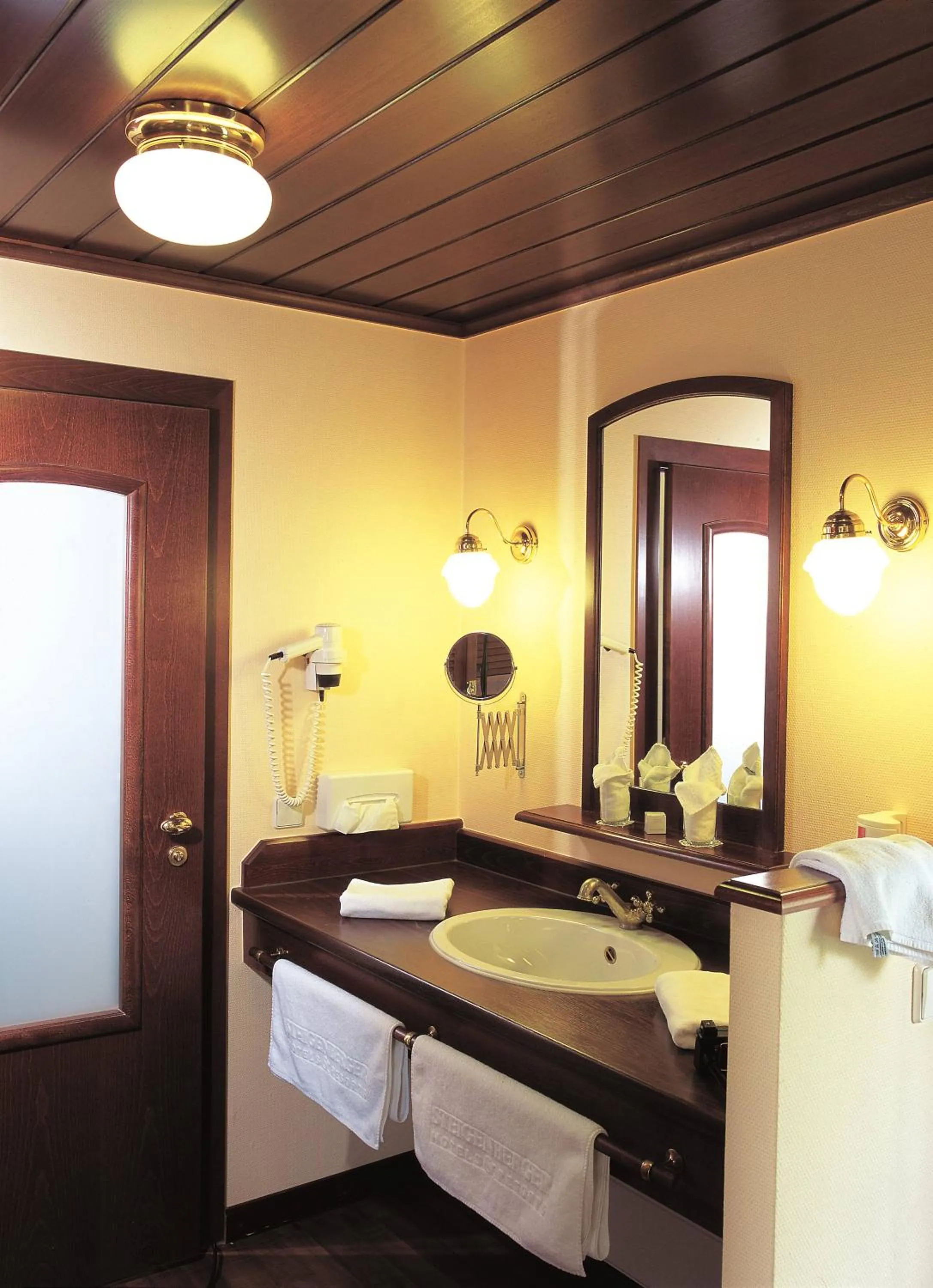 Bathroom in MAXX by Steigenberger Deidesheim