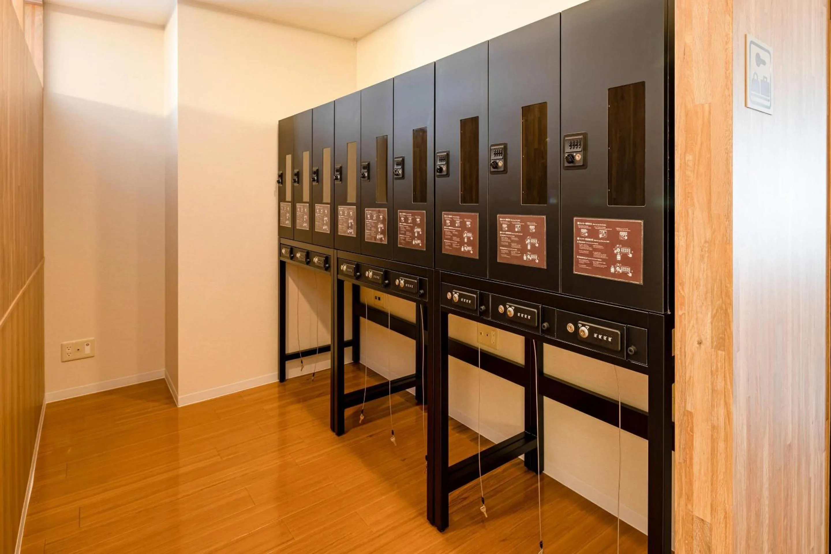 locker in Comfort Hotel Hiroshima Otemachi