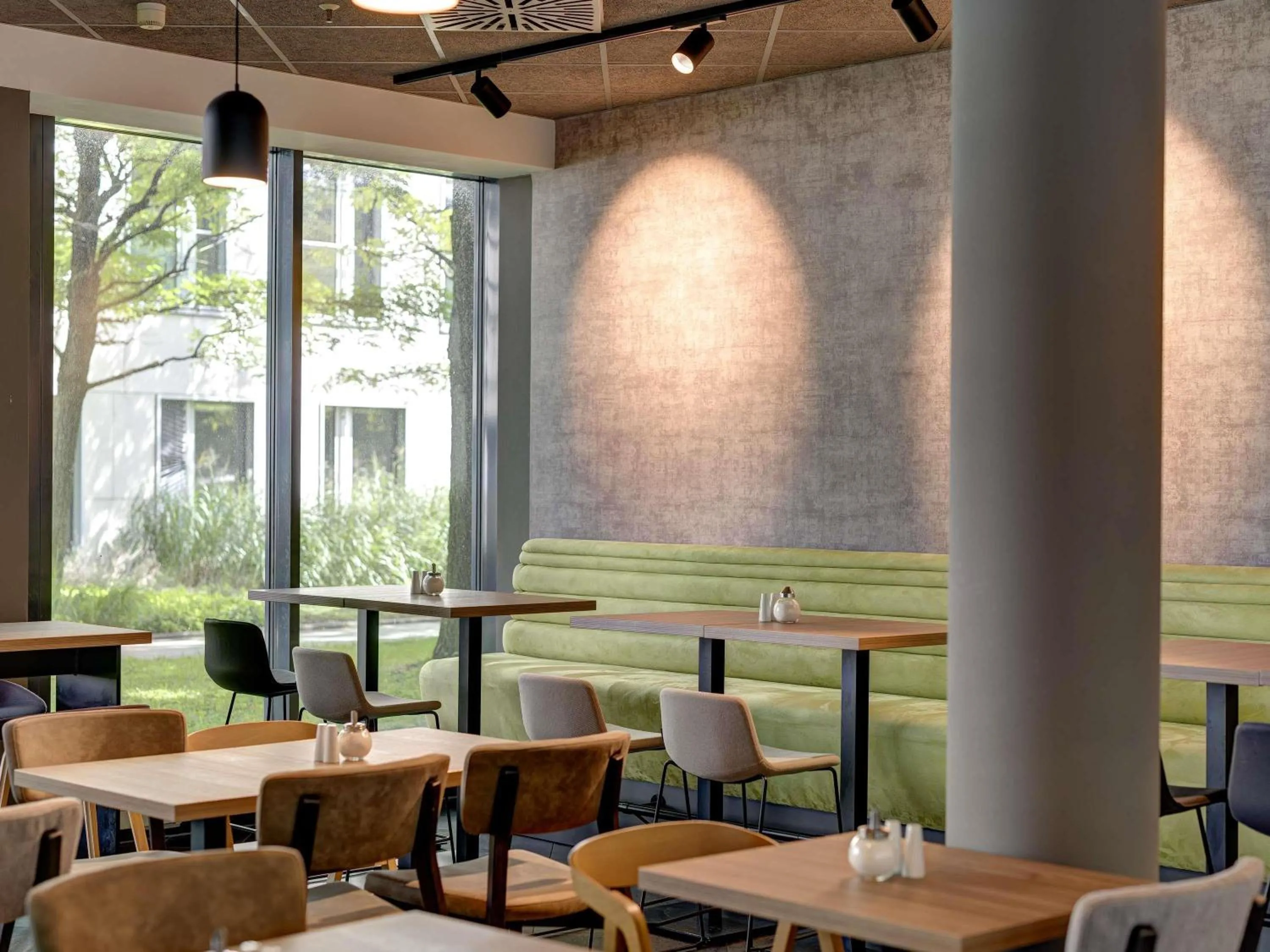 Breakfast in Novotel Suites München Parkstadt Schwabing