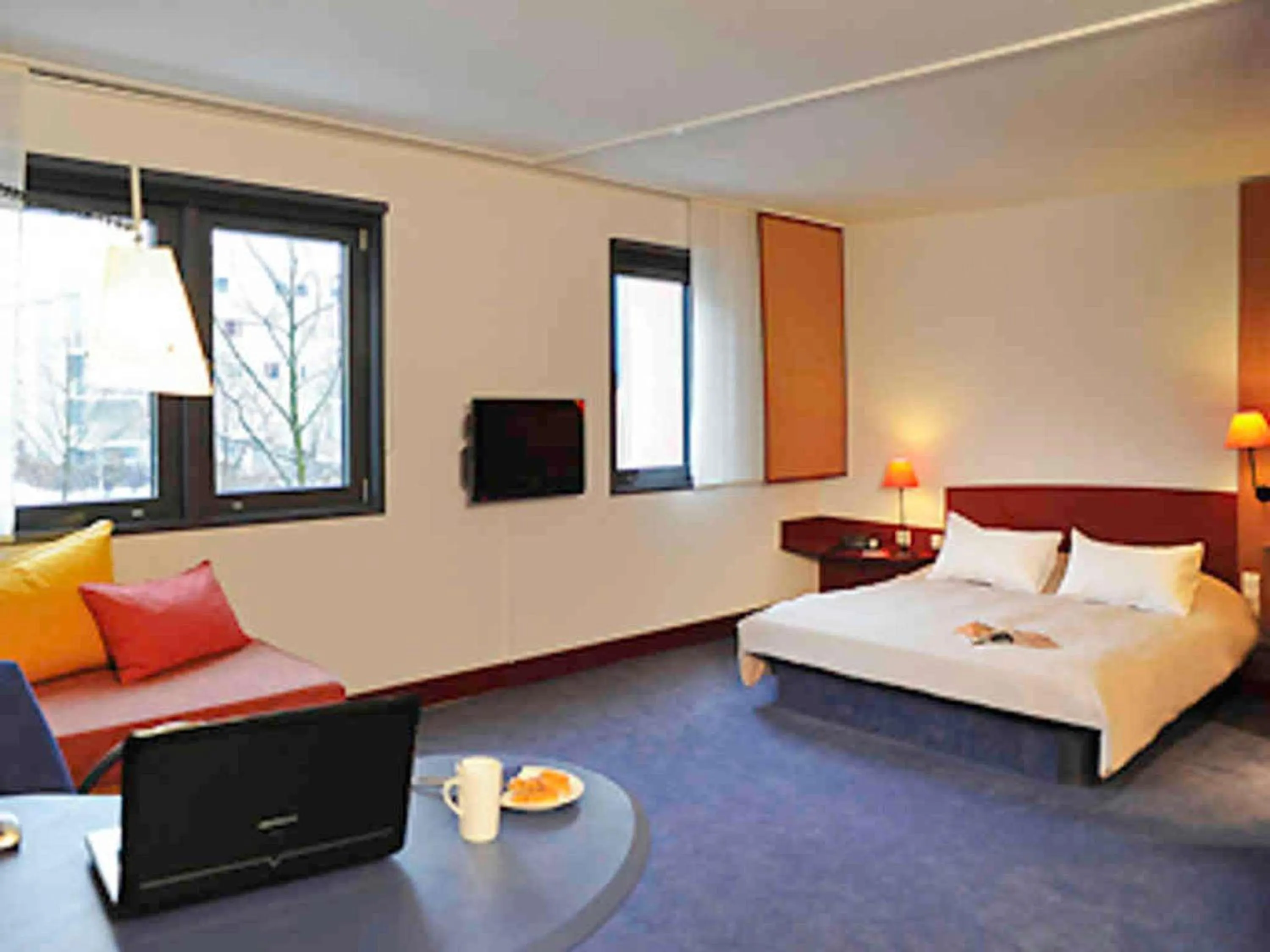 Bedroom, Bed in Novotel Suites München Parkstadt Schwabing