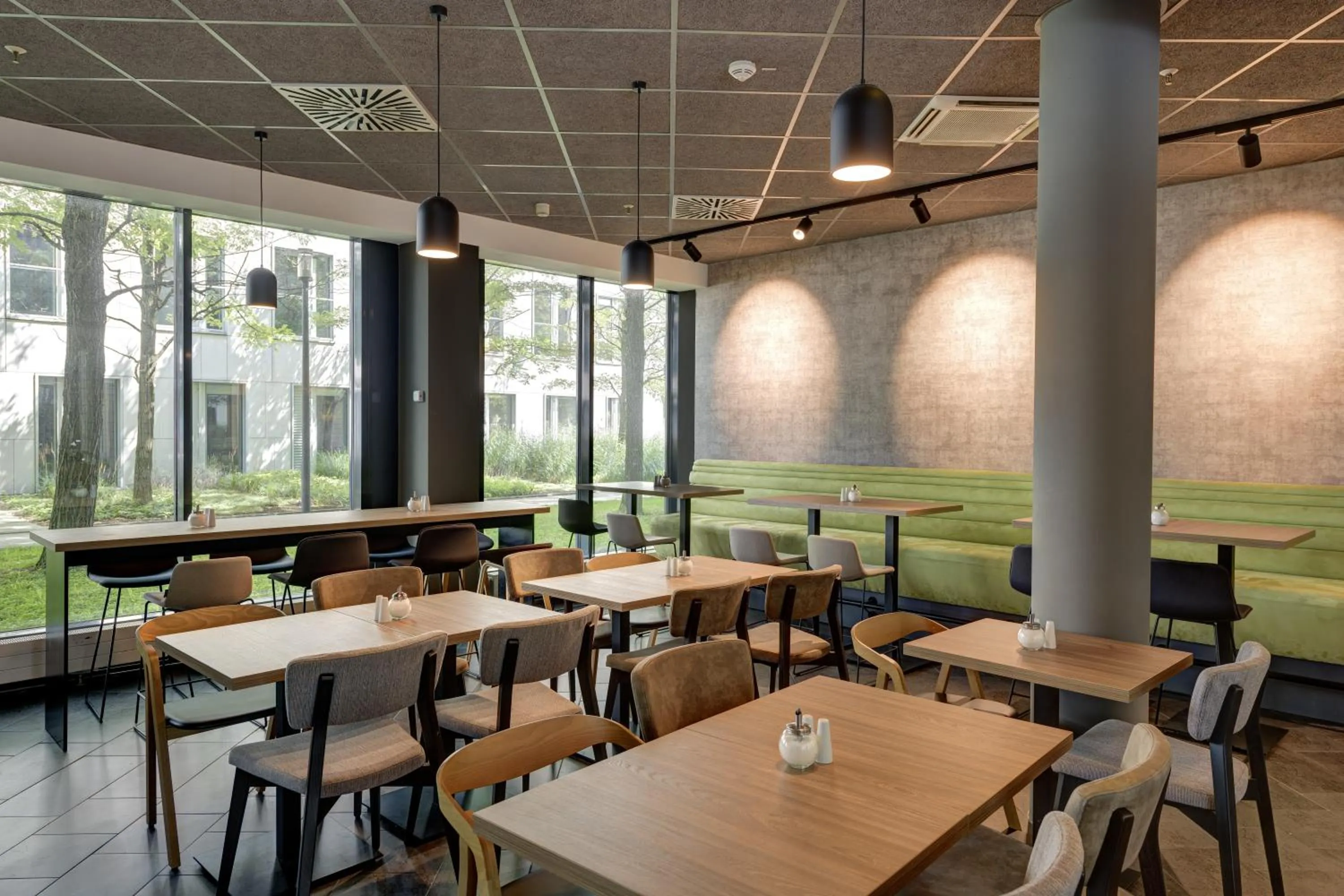 Breakfast in Novotel Suites München Parkstadt Schwabing