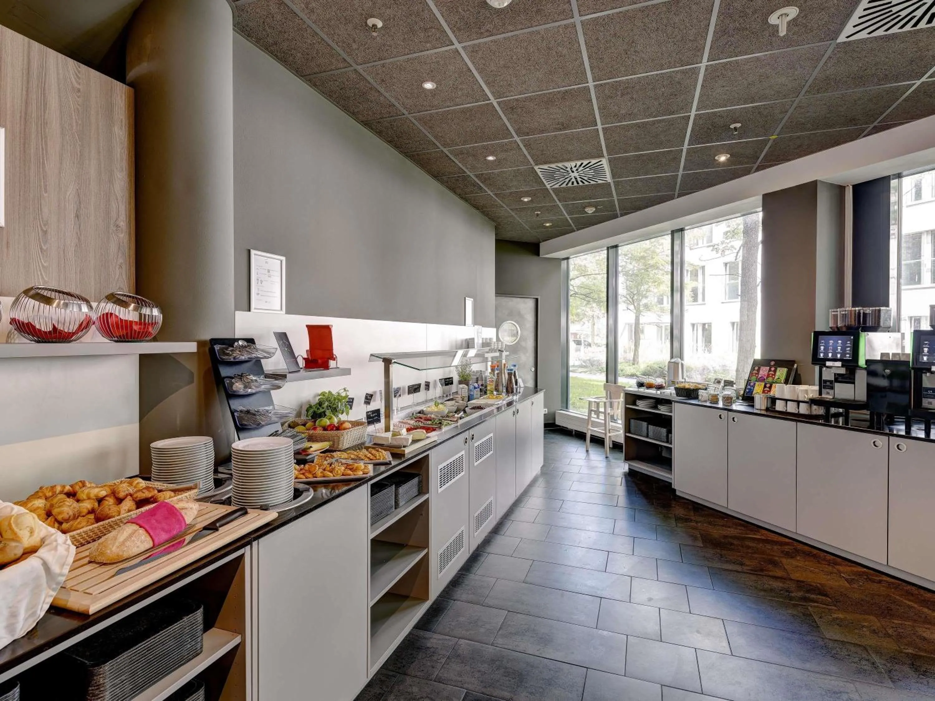 Breakfast in Novotel Suites München Parkstadt Schwabing