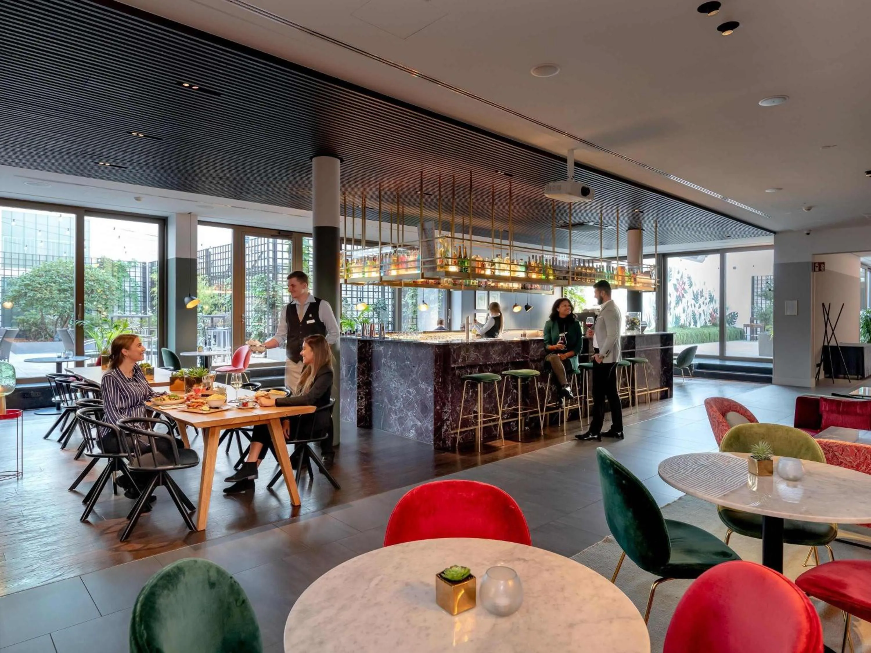 Lounge or bar in Mercure Hotel Wiesbaden City