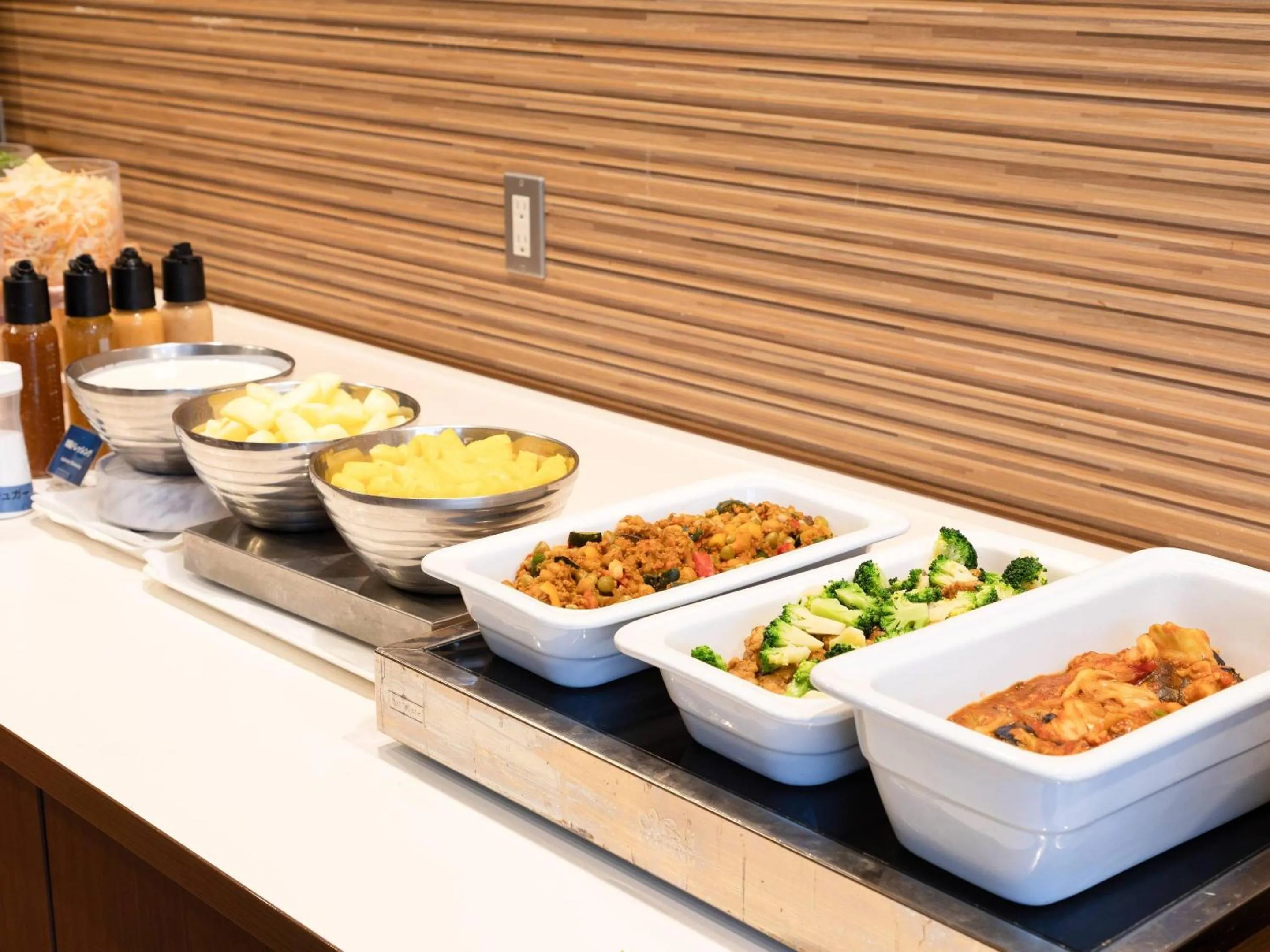 Breakfast in Comfort Hotel Narita