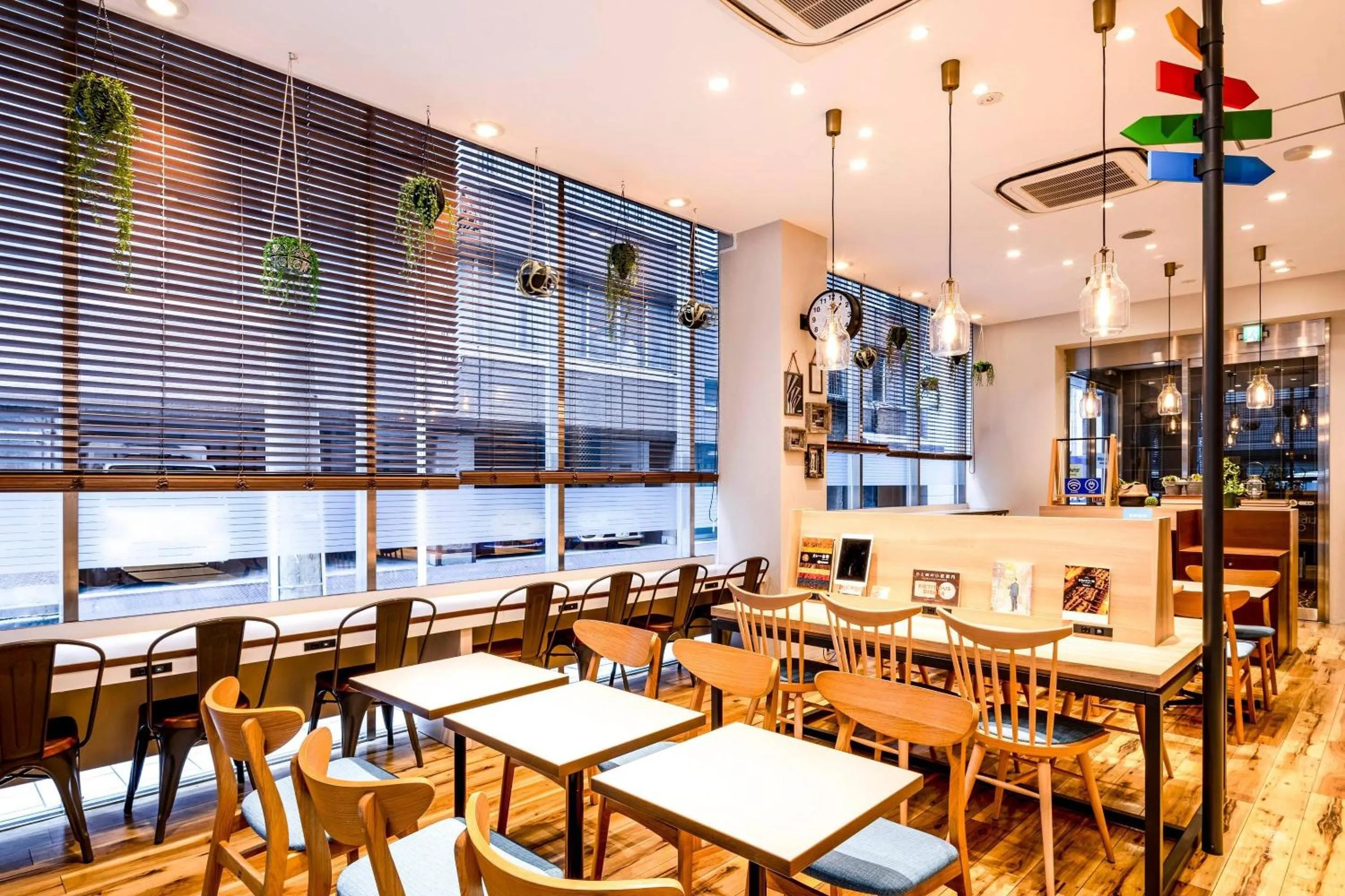 Restaurant/places to eat in Comfort Hotel Tokyo Kanda