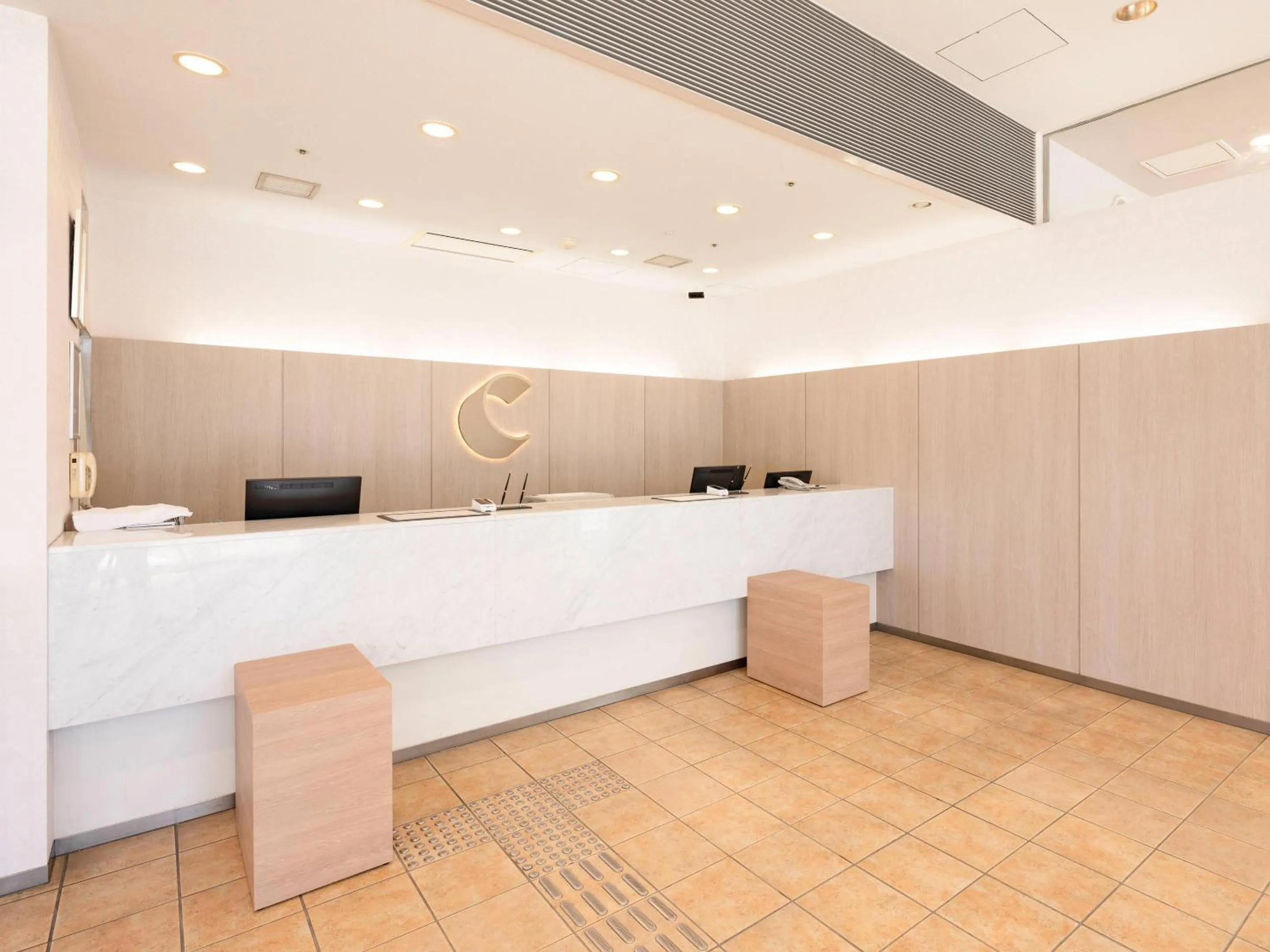 Lobby or reception in Comfort Hotel Toyokawa