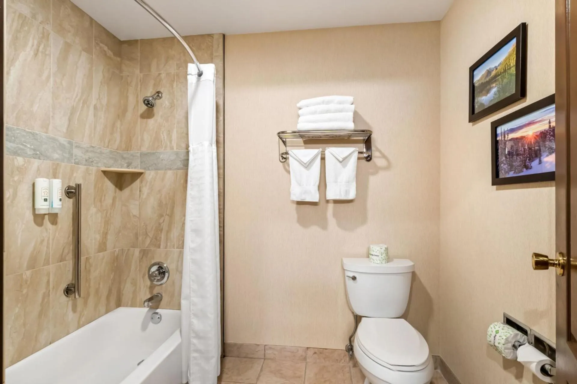 Quality Inn near Rocky Mountain National Park