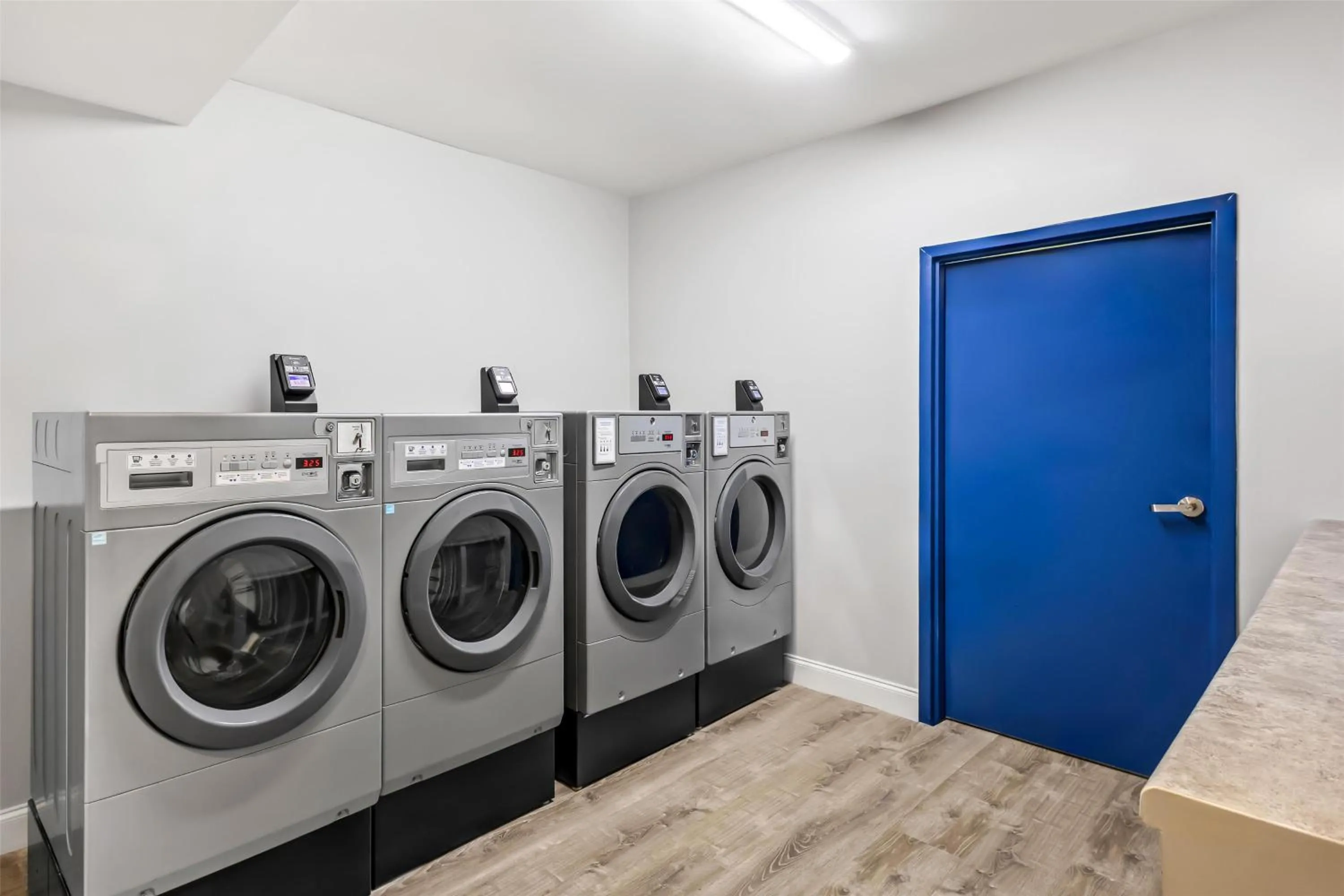 laundry in Spark by Hilton Duluth