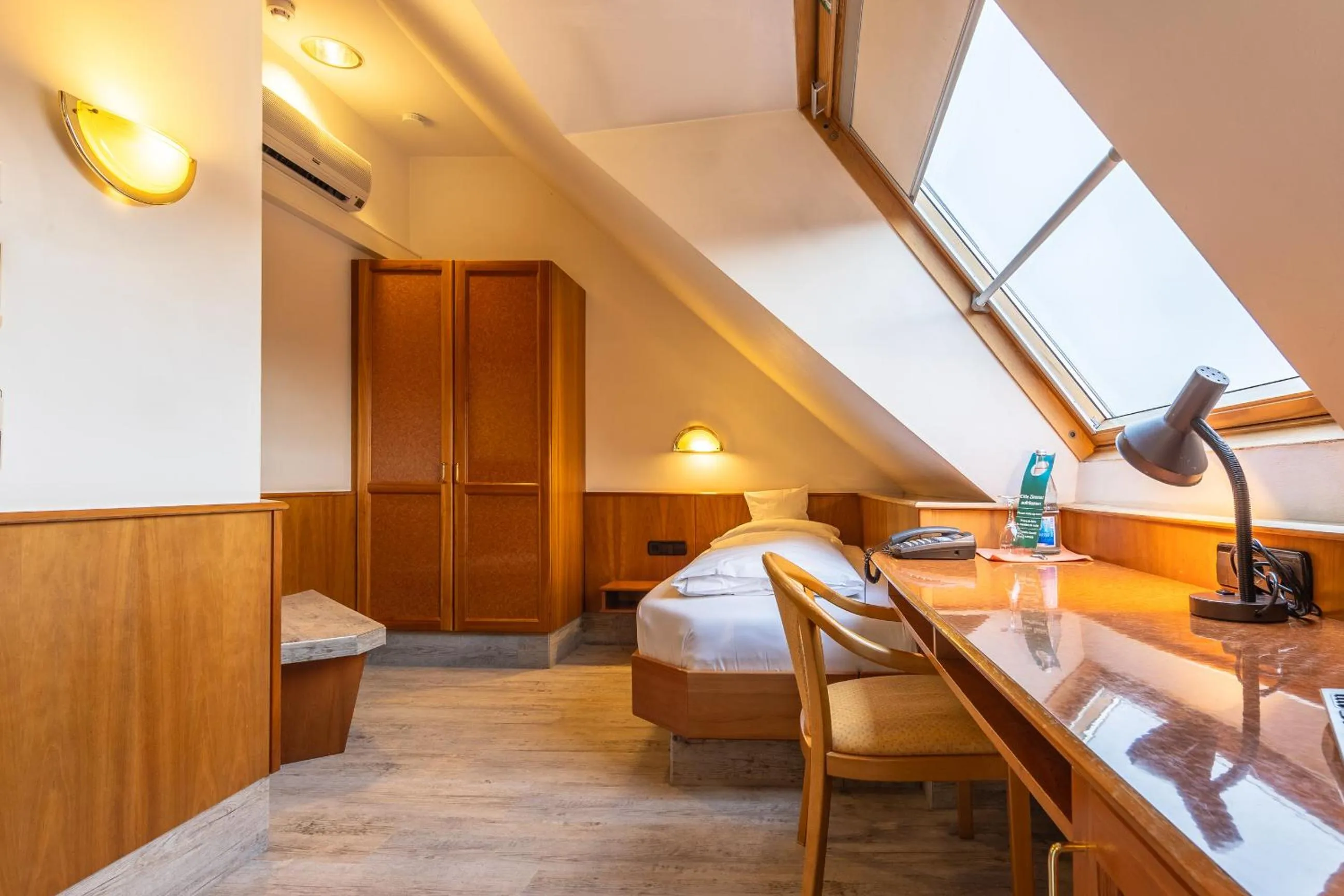 Photo of the whole room in AAAA Hotelwelt KÜBLER